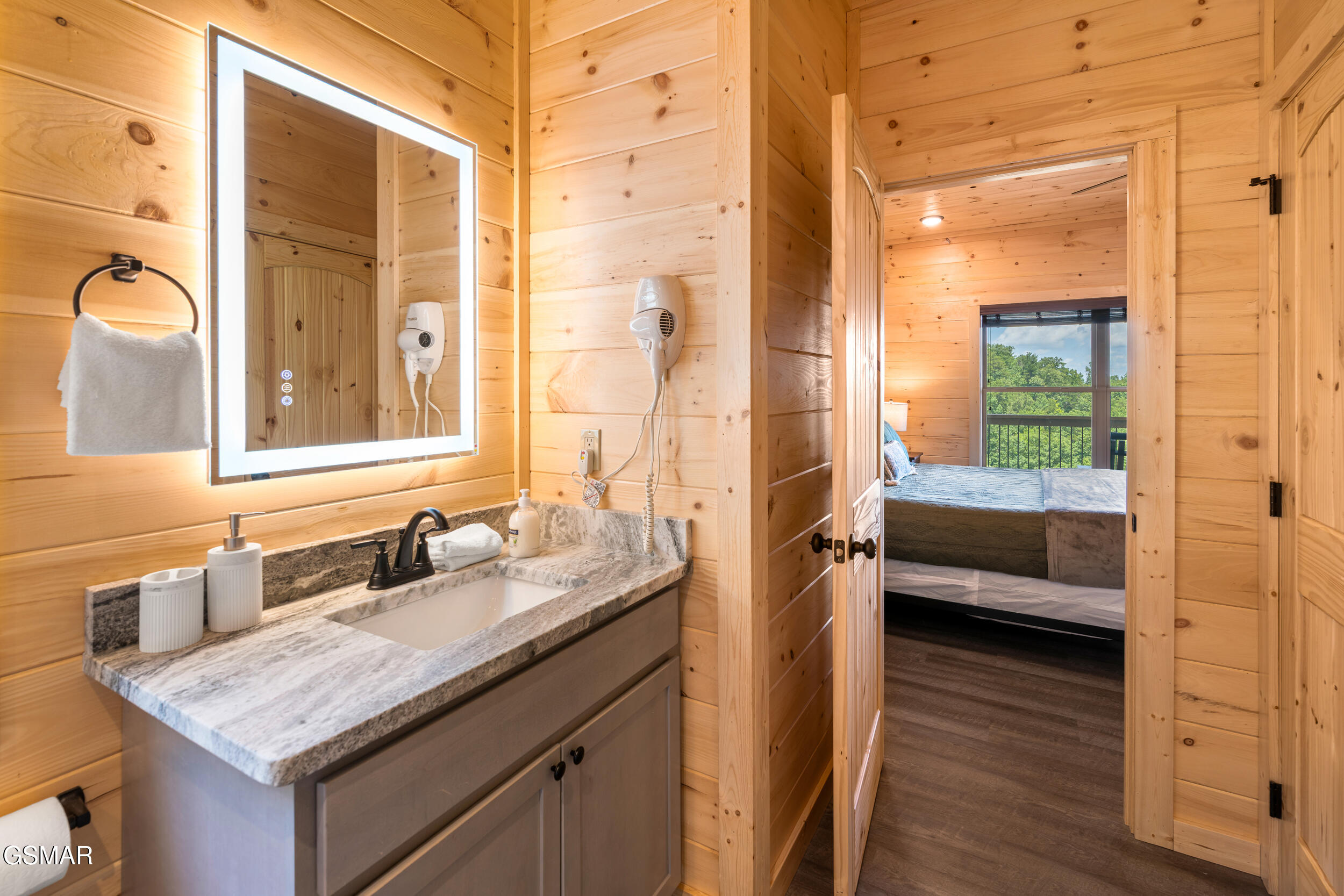 812 Peak Lp Way Pigeon Forge TN 37862