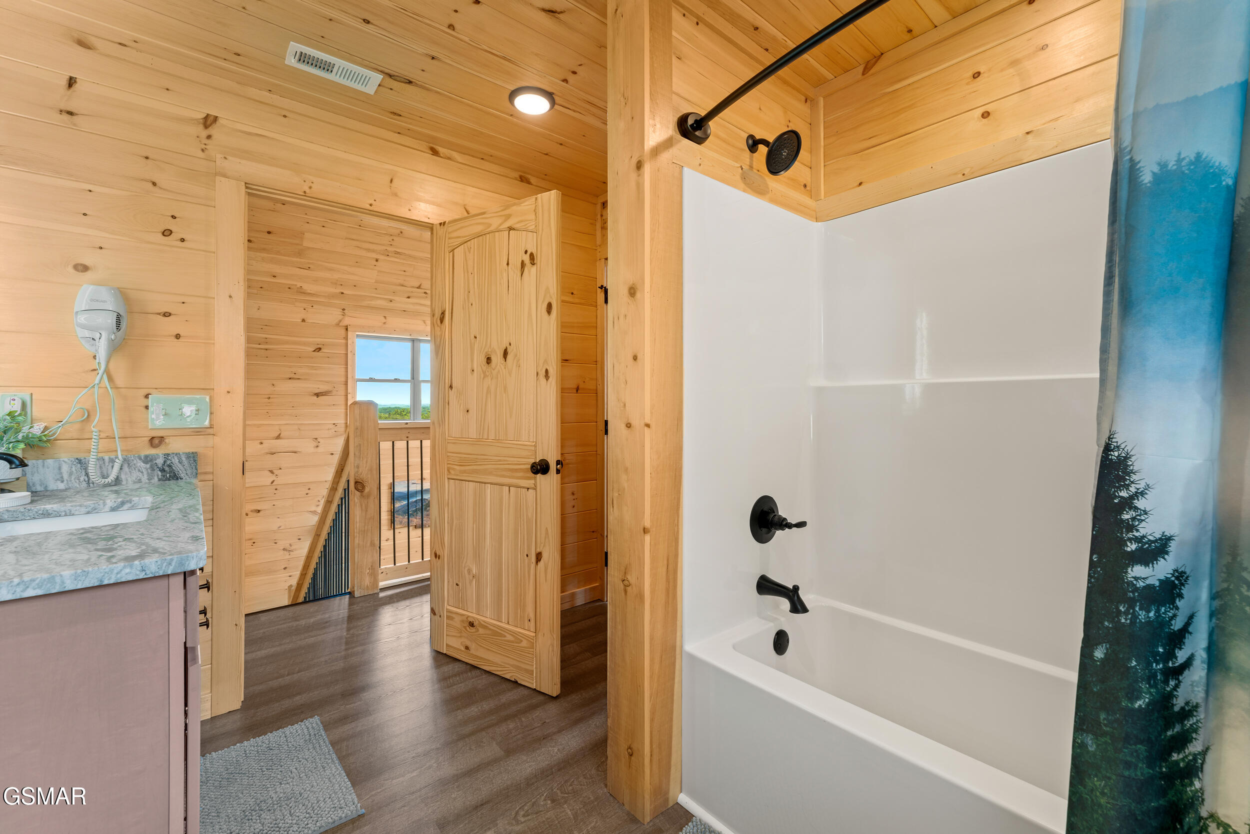 812 Peak Lp Way Pigeon Forge TN 37862