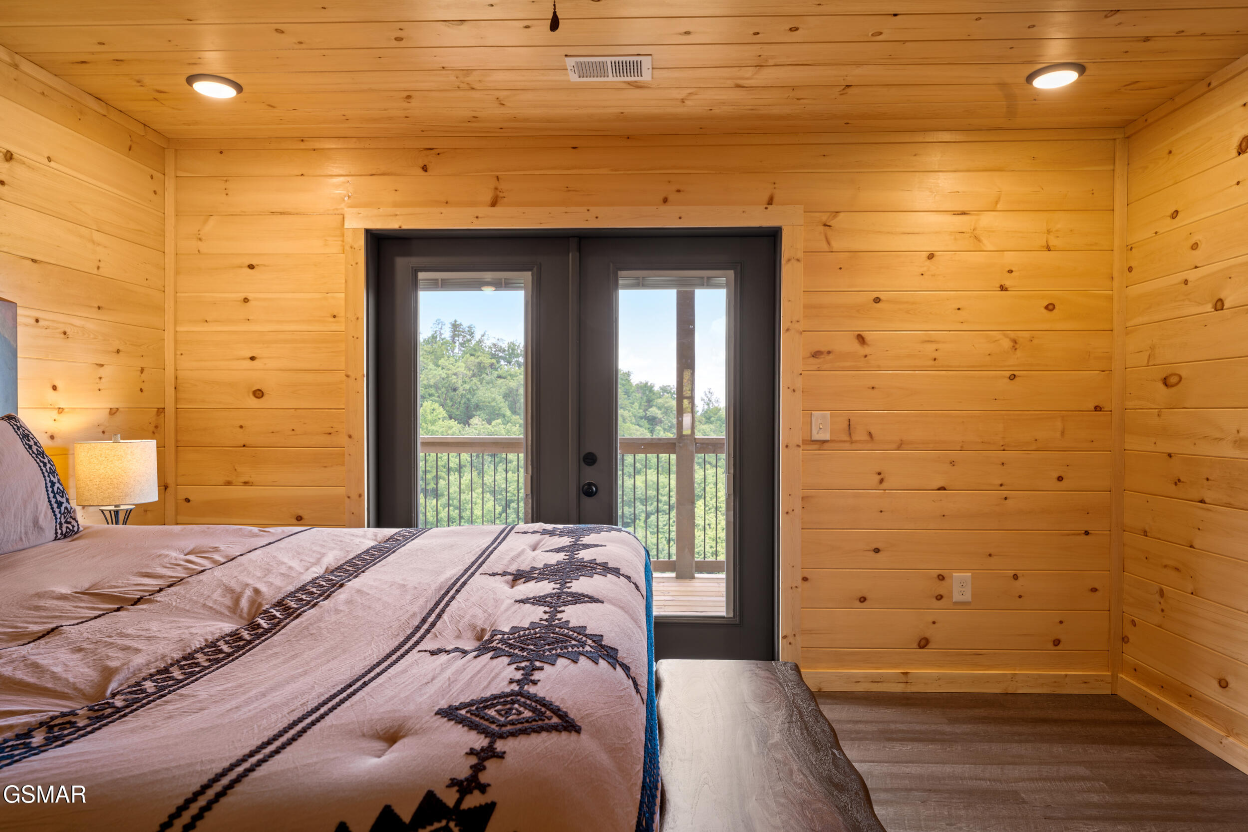 812 Peak Lp Way Pigeon Forge TN 37862