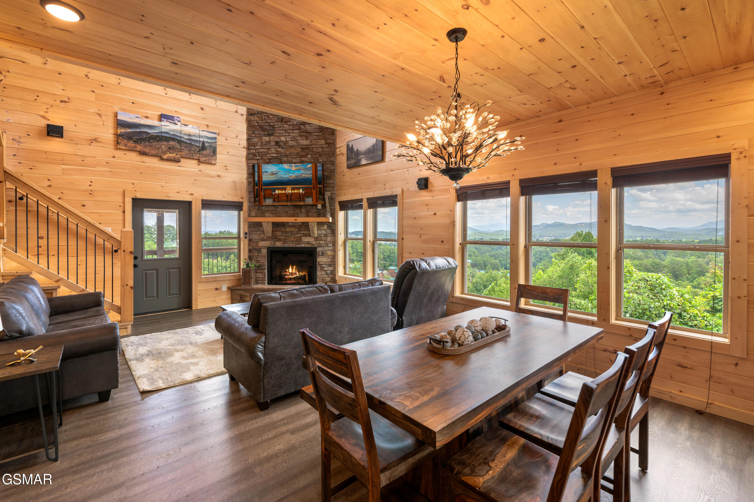 812 Peak Lp Way Pigeon Forge TN 37862