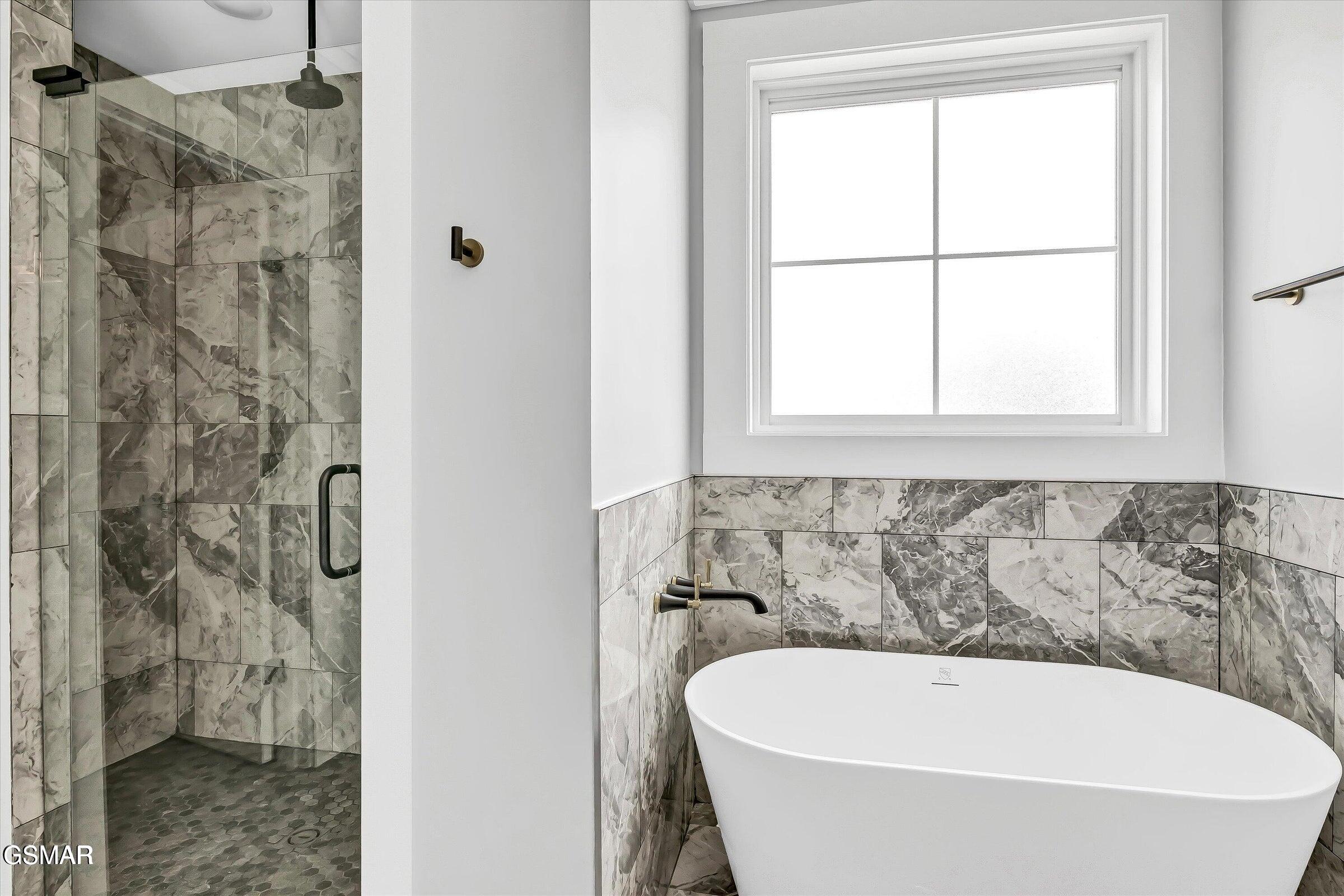 2416 Iron Forge Way Sevierville TN 37876