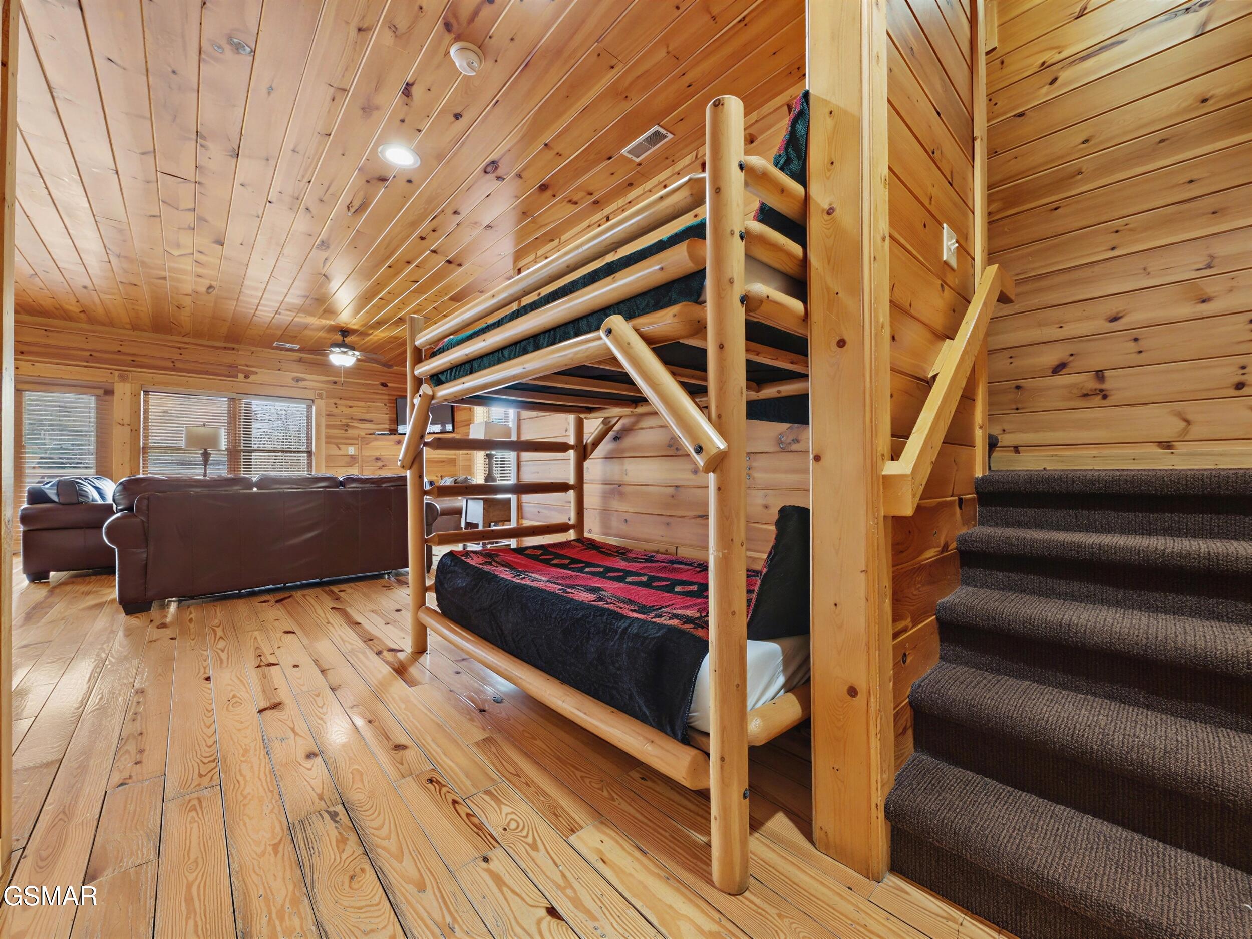 727 Mountain Stream Way Gatlinburg TN 37738