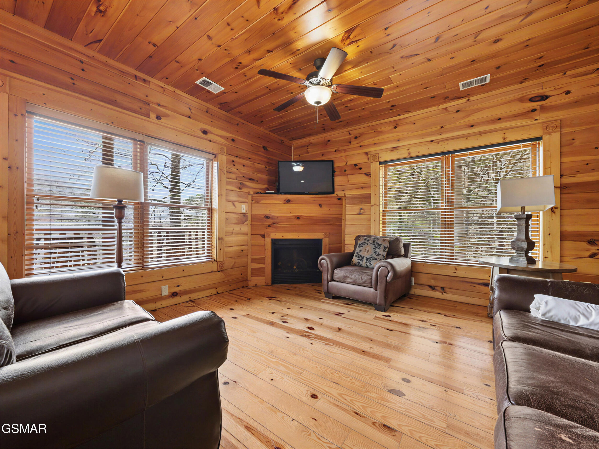 727 Mountain Stream Way Gatlinburg TN 37738