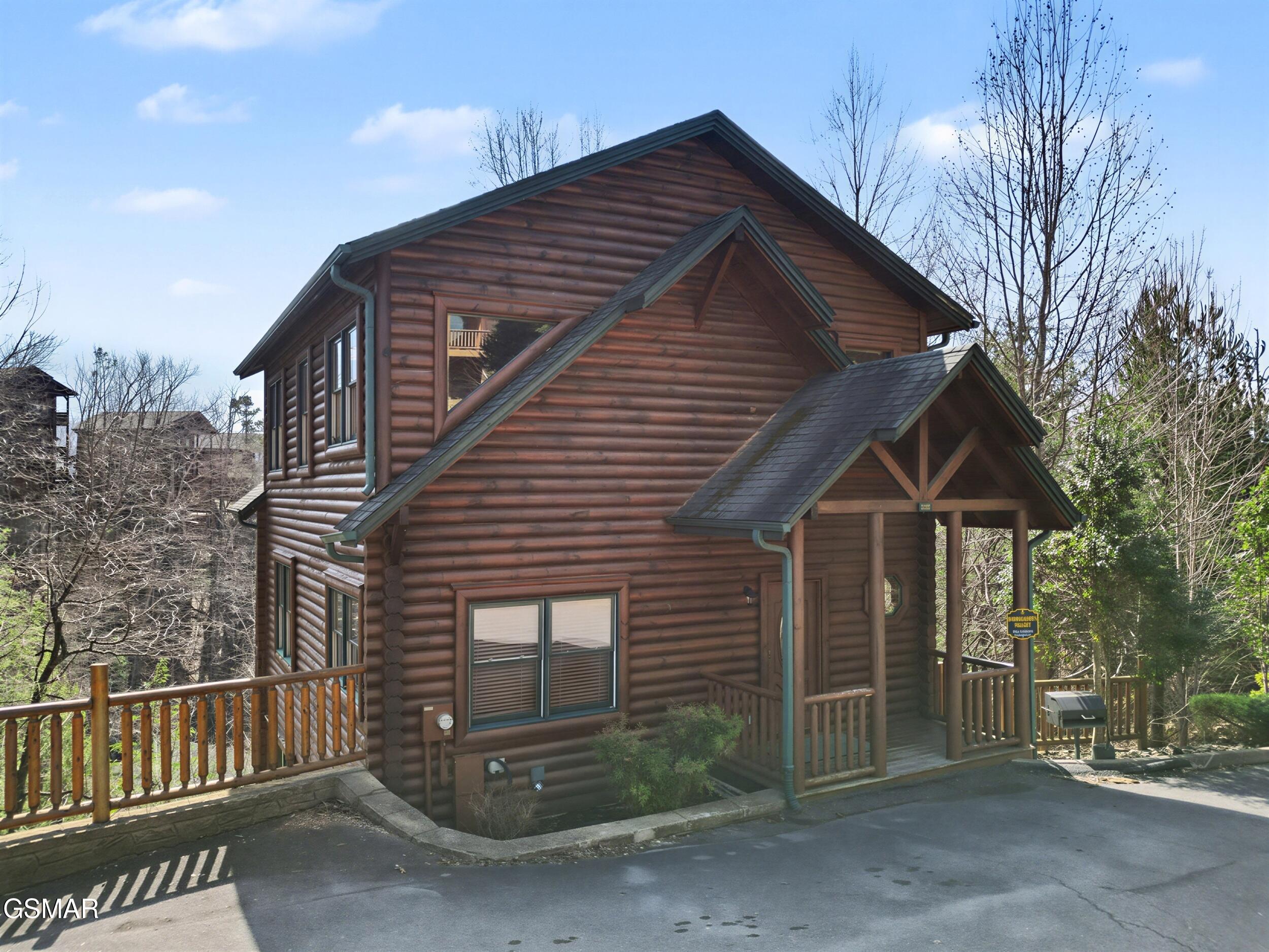 727 Mountain Stream Way Gatlinburg TN 37738