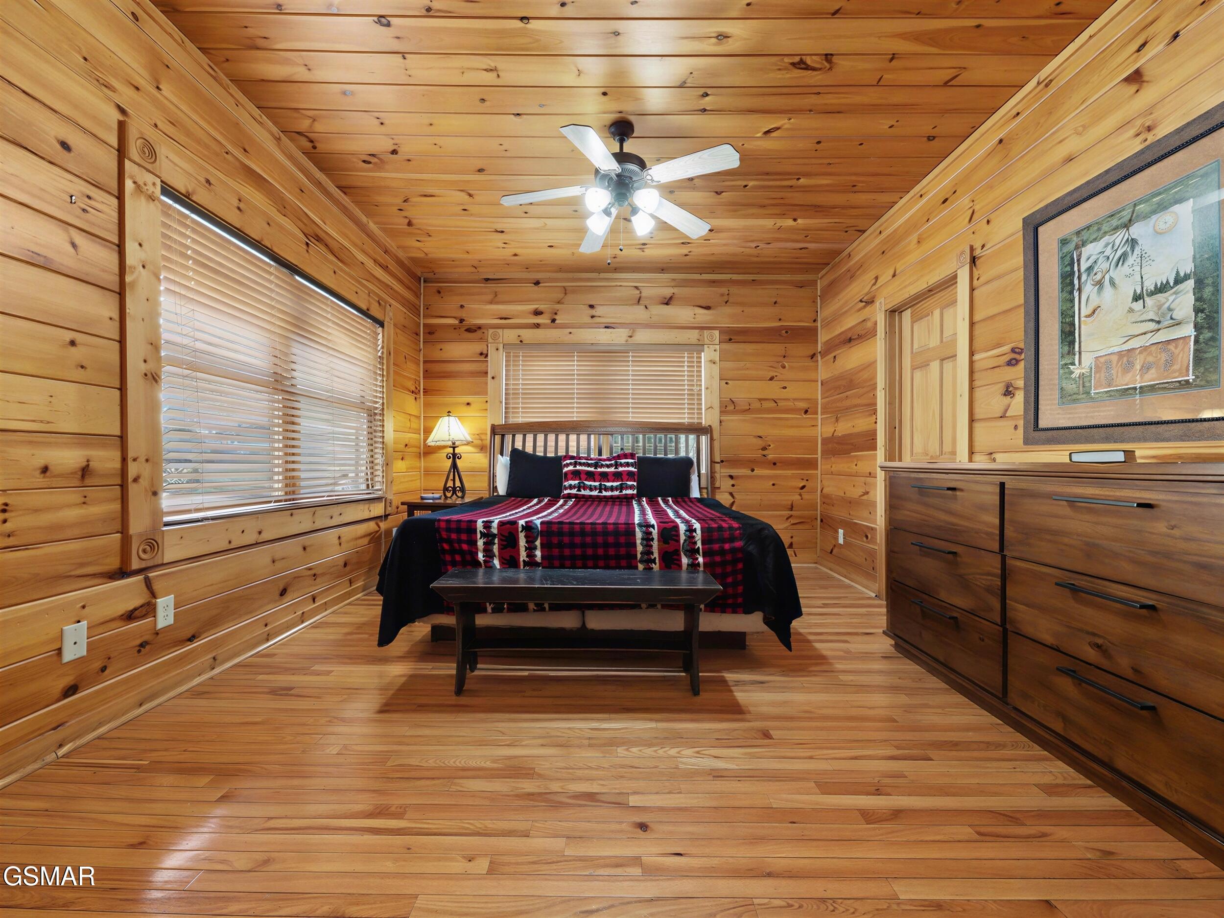 727 Mountain Stream Way Gatlinburg TN 37738