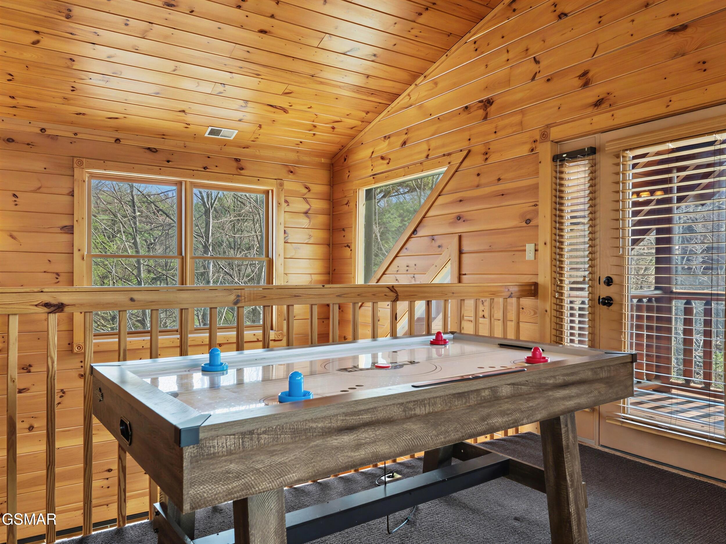 727 Mountain Stream Way Gatlinburg TN 37738