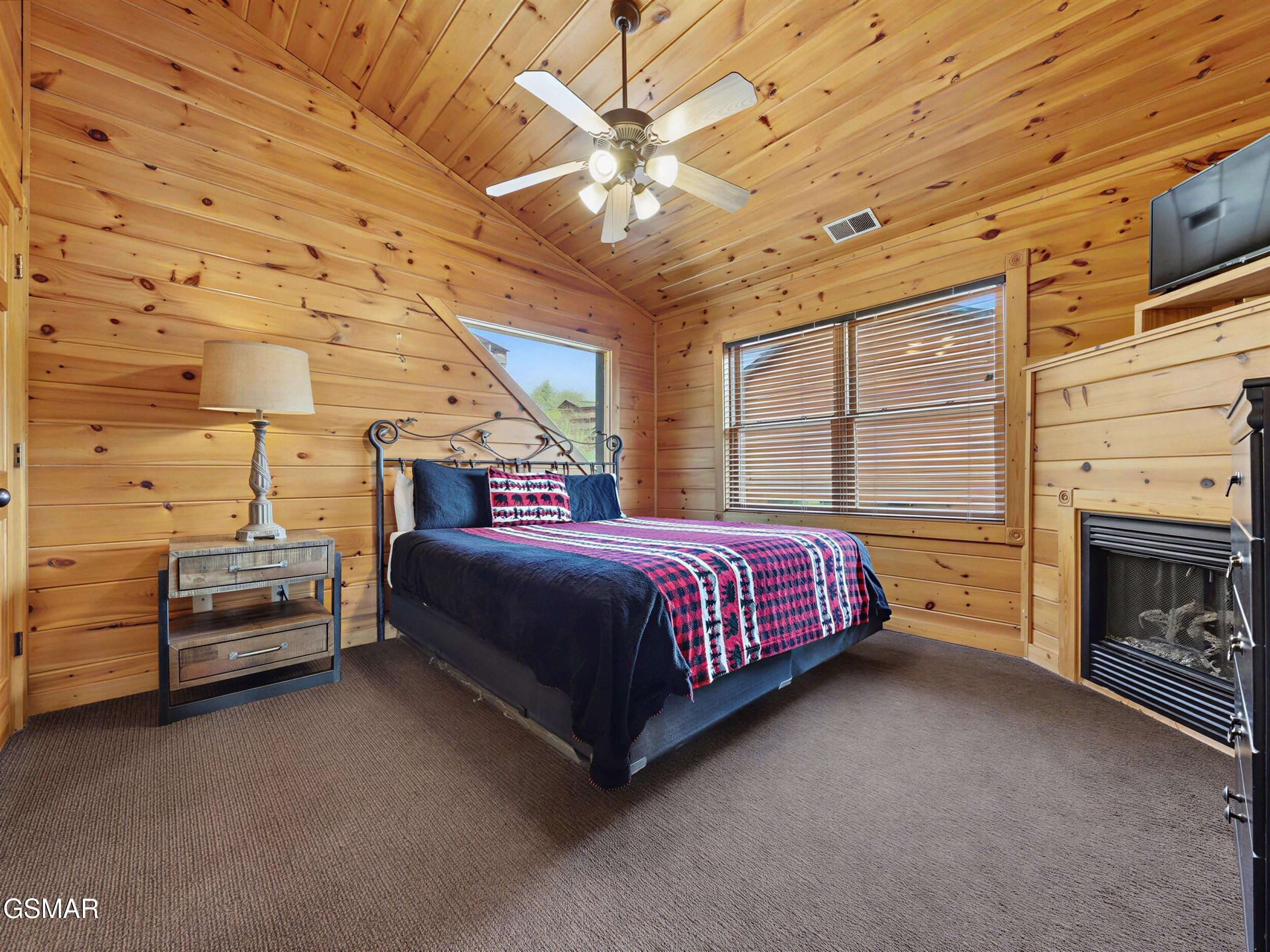 727 Mountain Stream Way Gatlinburg TN 37738