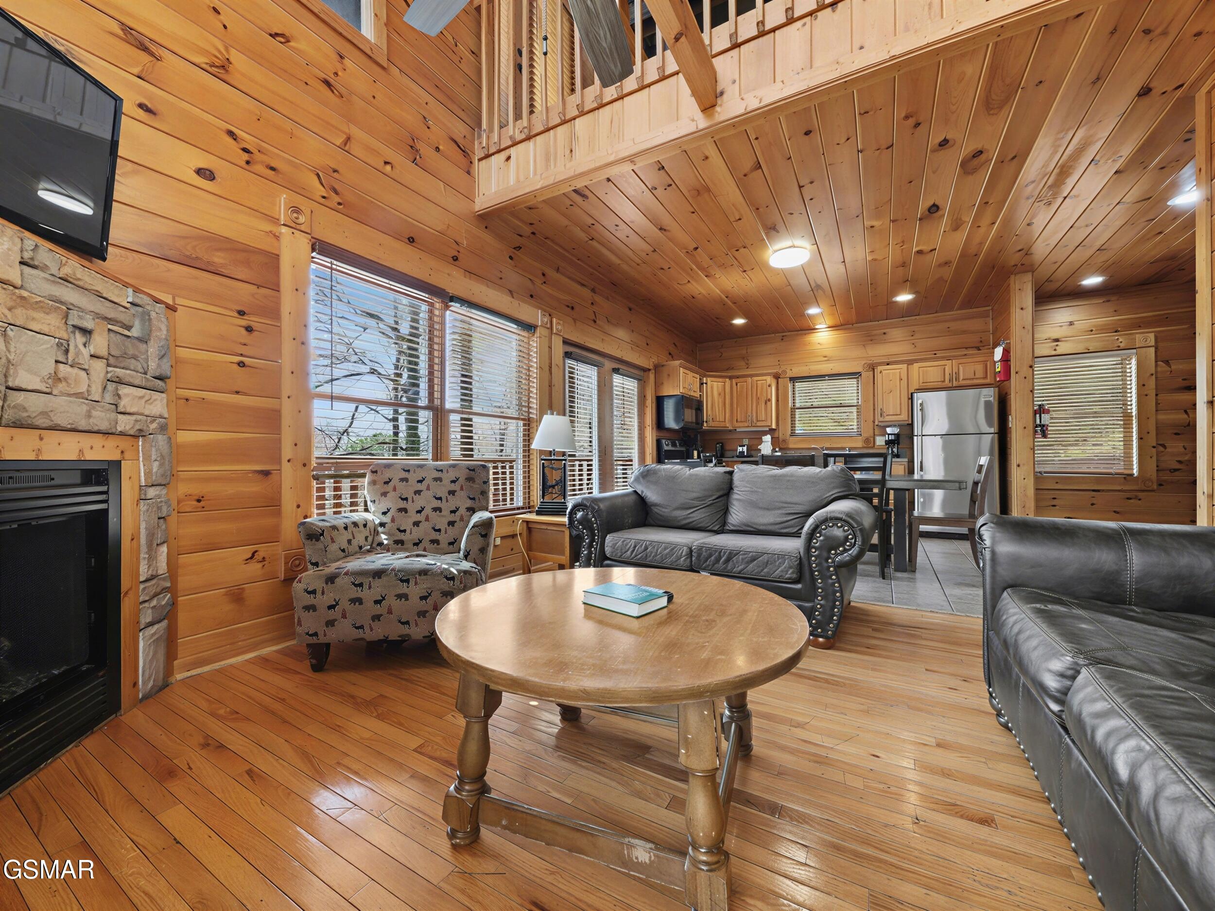 727 Mountain Stream Way Gatlinburg TN 37738