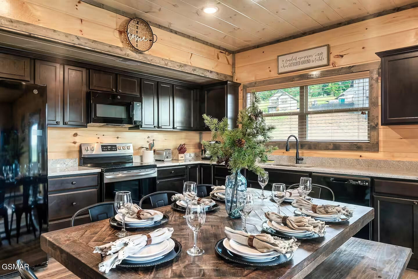 1654 Veterans Boulevard Sevierville TN 37876