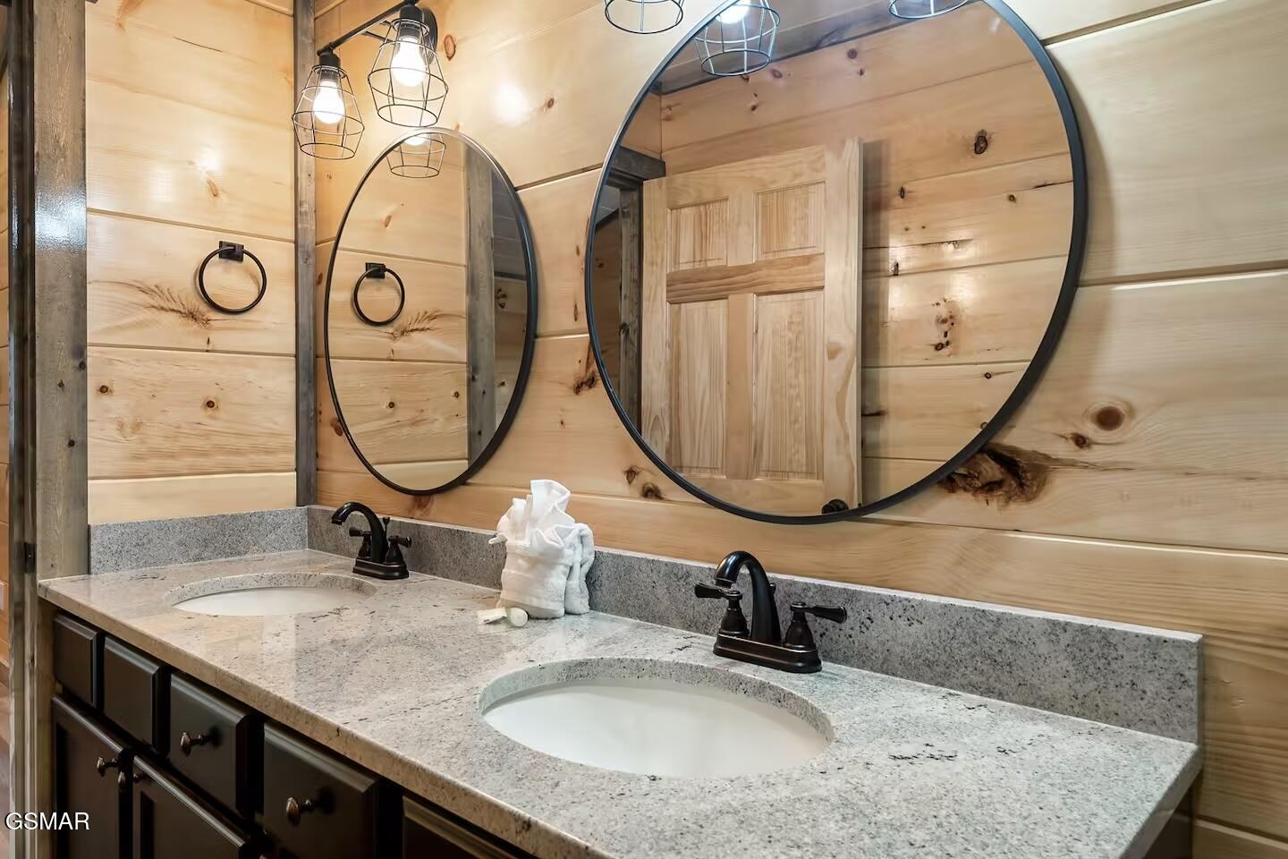 1654 Veterans Boulevard Sevierville TN 37876