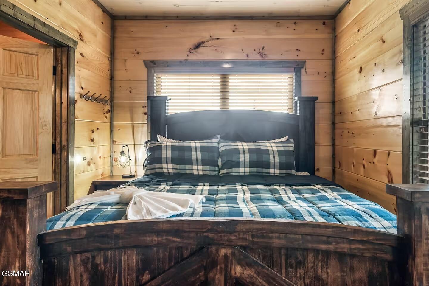 1654 Veterans Boulevard Sevierville TN 37876