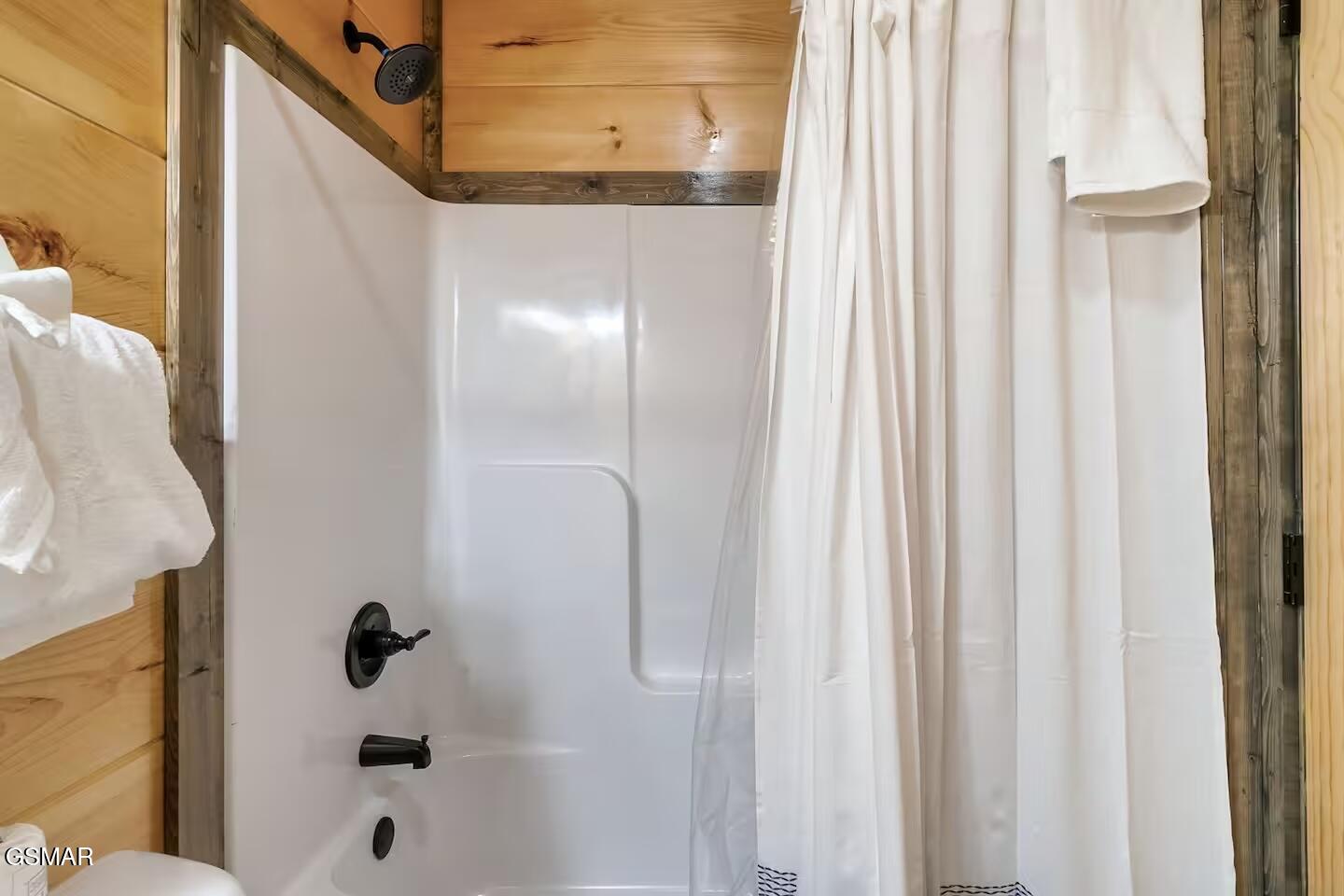 1654 Veterans Boulevard Sevierville TN 37876