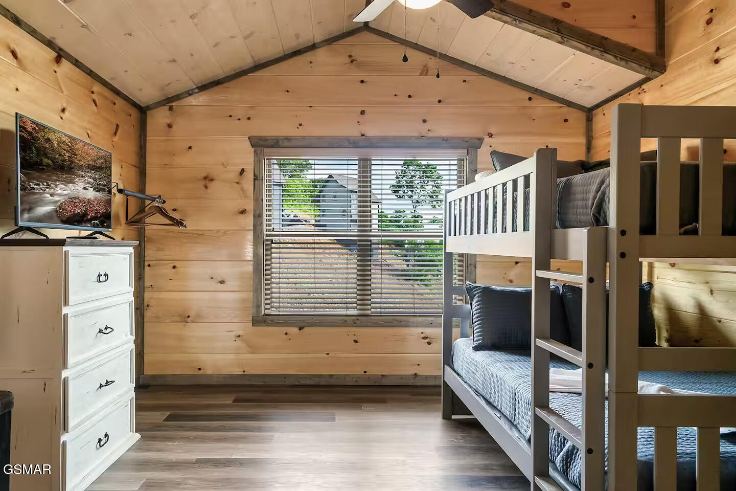 1654 Veterans Boulevard Sevierville TN 37876