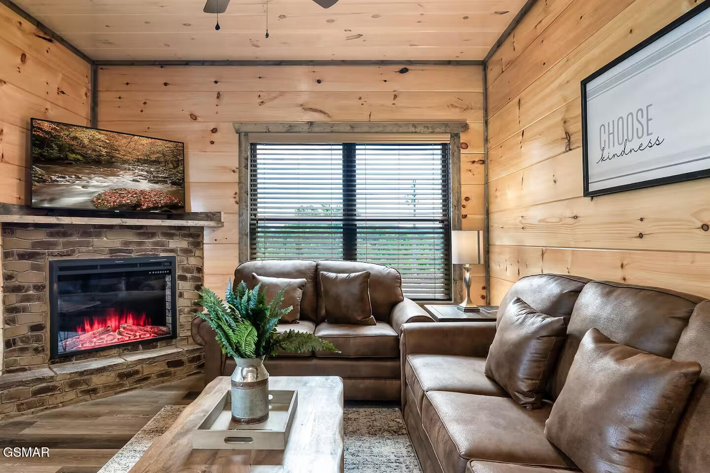 1654 Veterans Boulevard Sevierville TN 37876