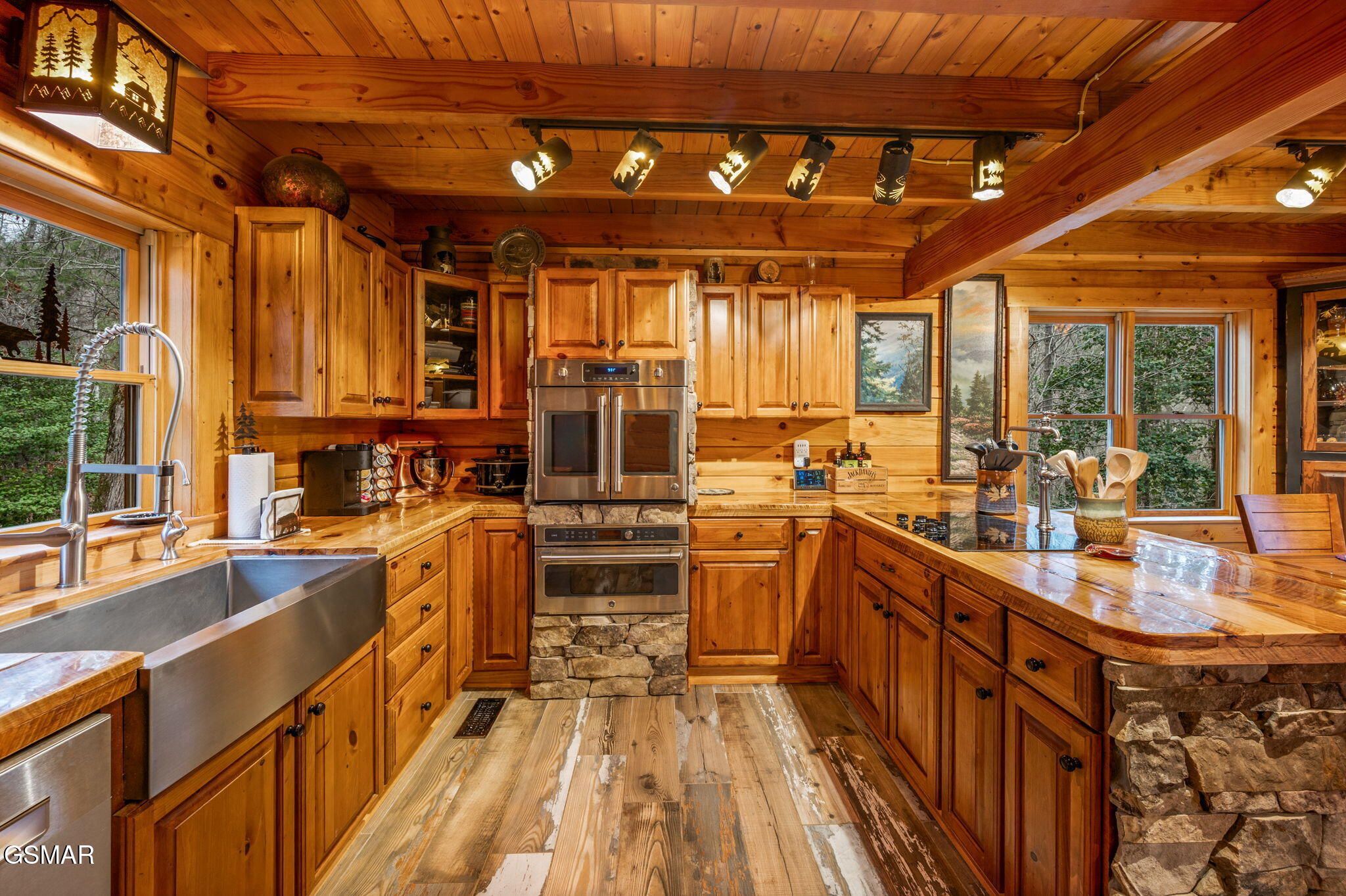 1903 Waters End Road Walland TN 37886