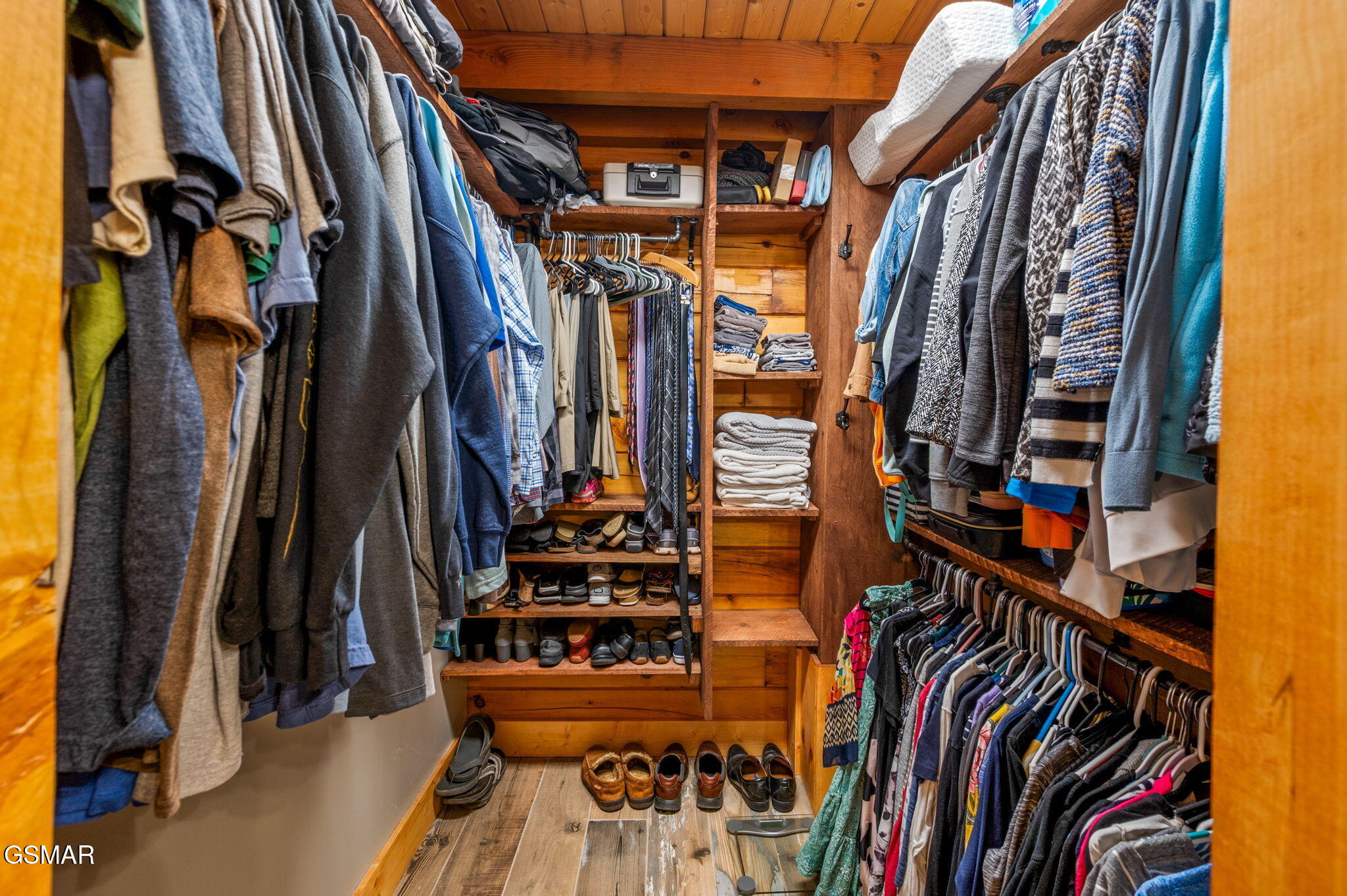 1903 Waters End Road Walland TN 37886