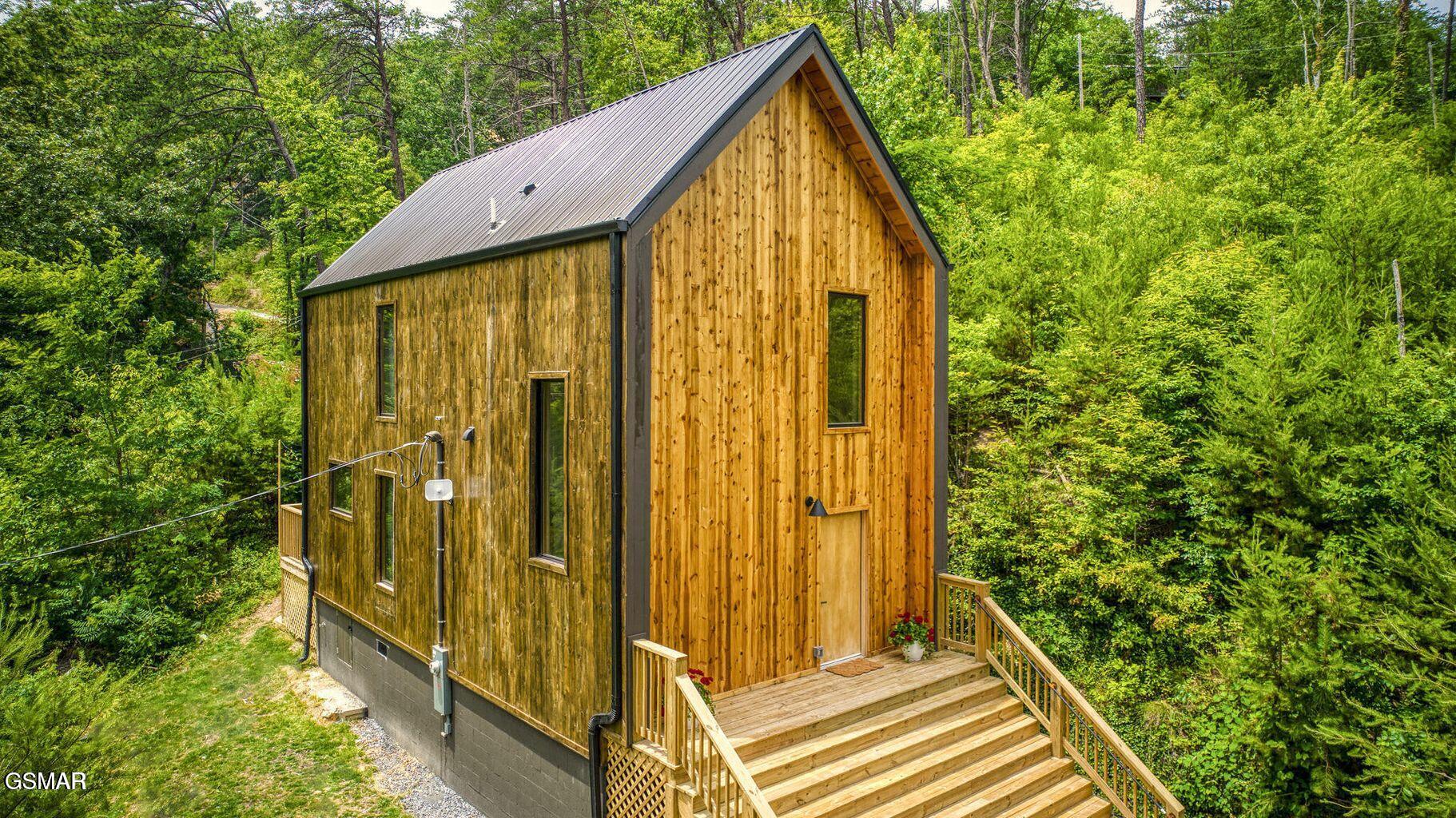 3110 Sourwood Way Sevierville TN 37862