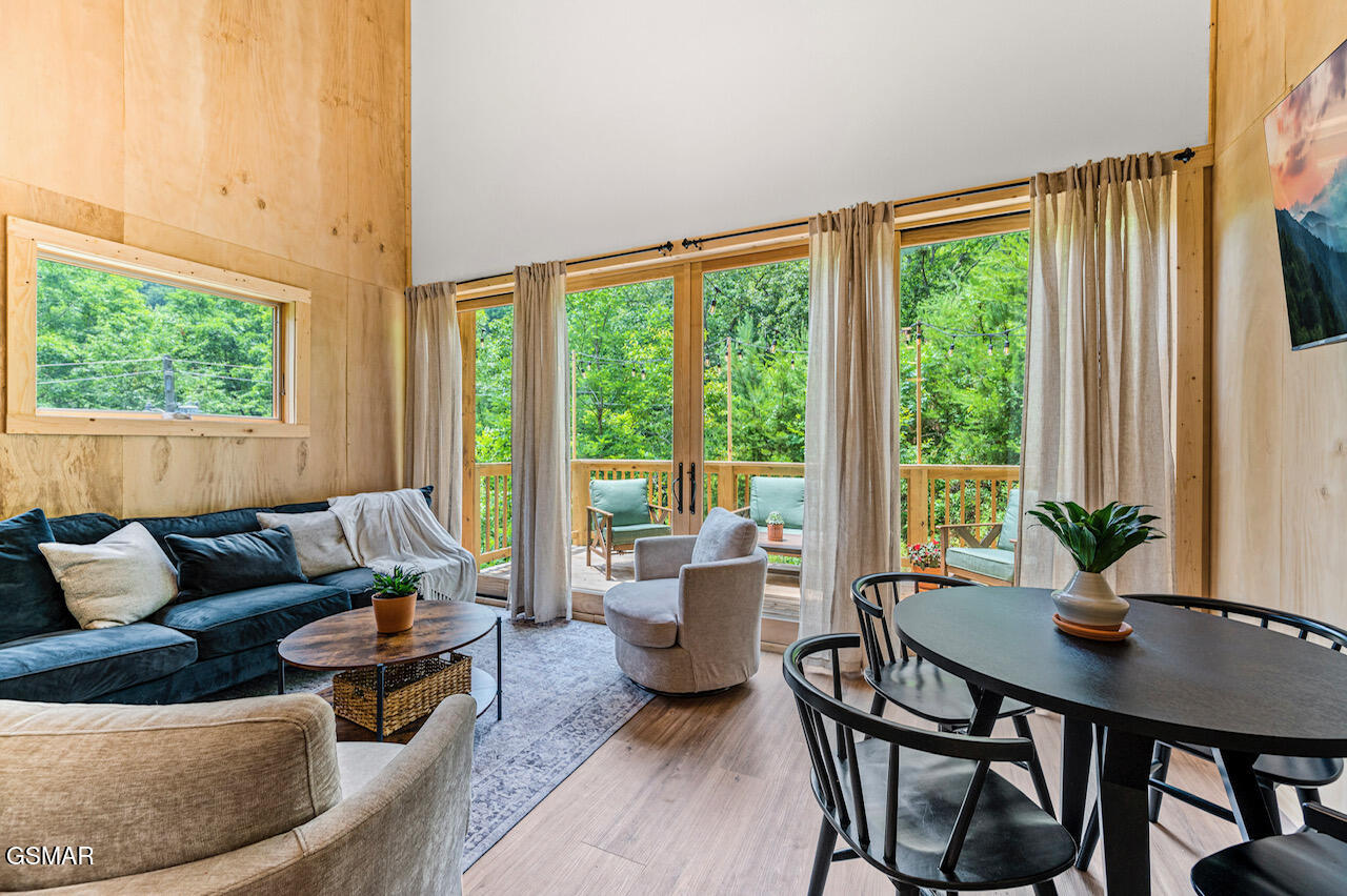 3110 Sourwood Way Sevierville TN 37862