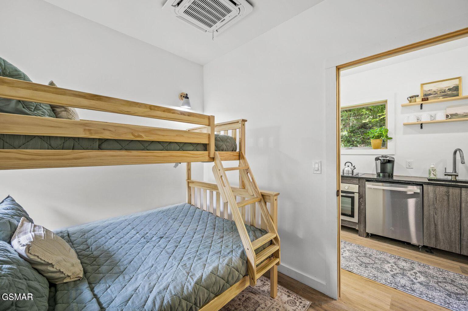 3110 Sourwood Way Sevierville TN 37862