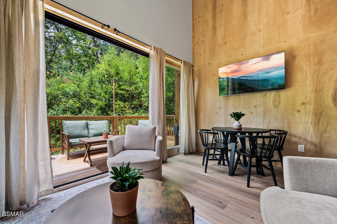 3110 Sourwood Way Sevierville TN 37862