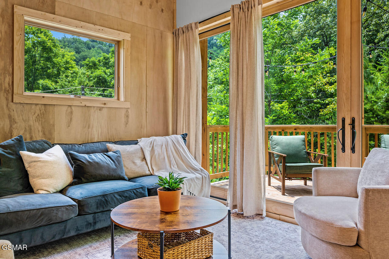 3110 Sourwood Way Sevierville TN 37862