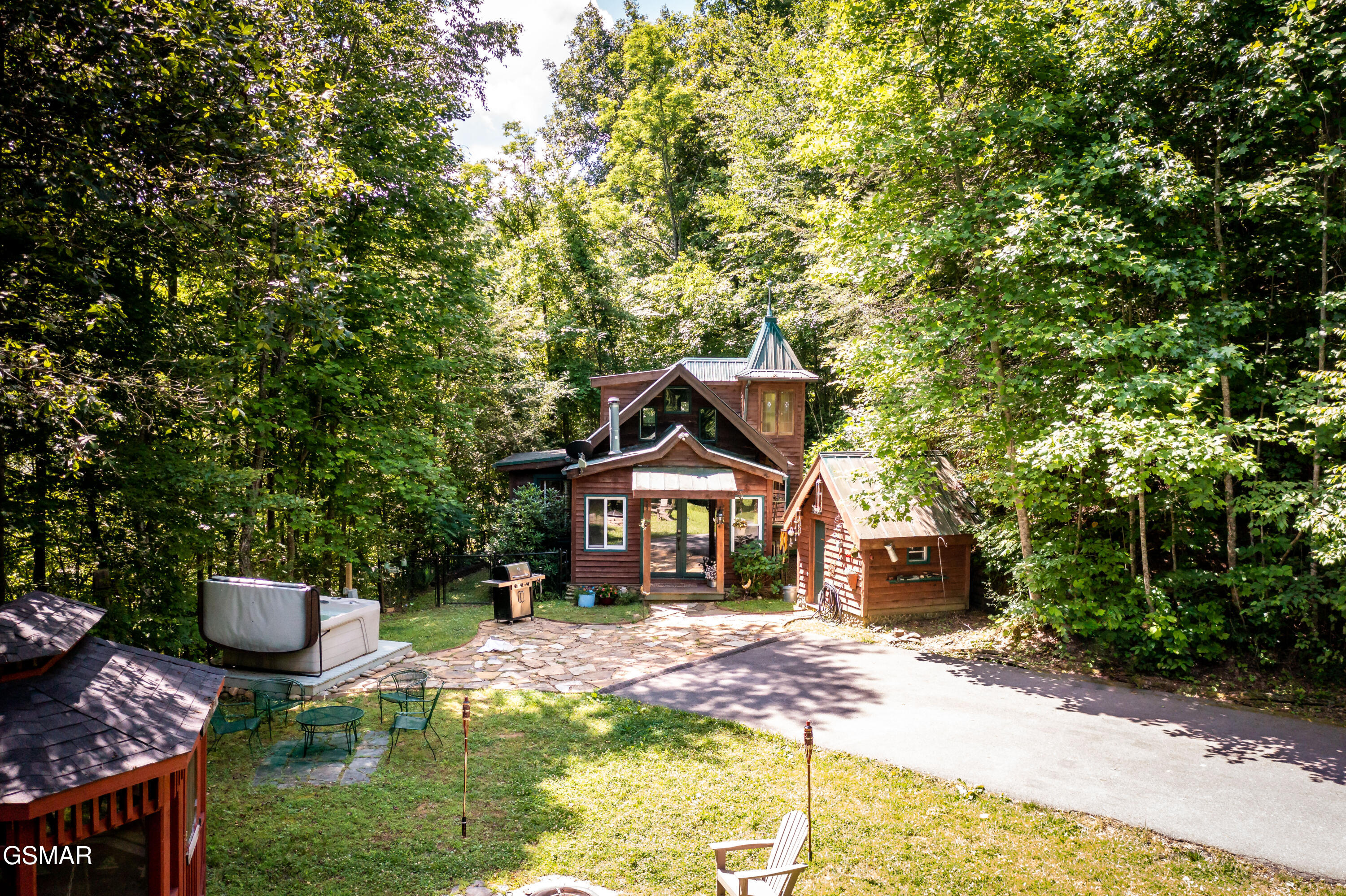 2832 Joyner Hills Lane Sevierville TN 37876