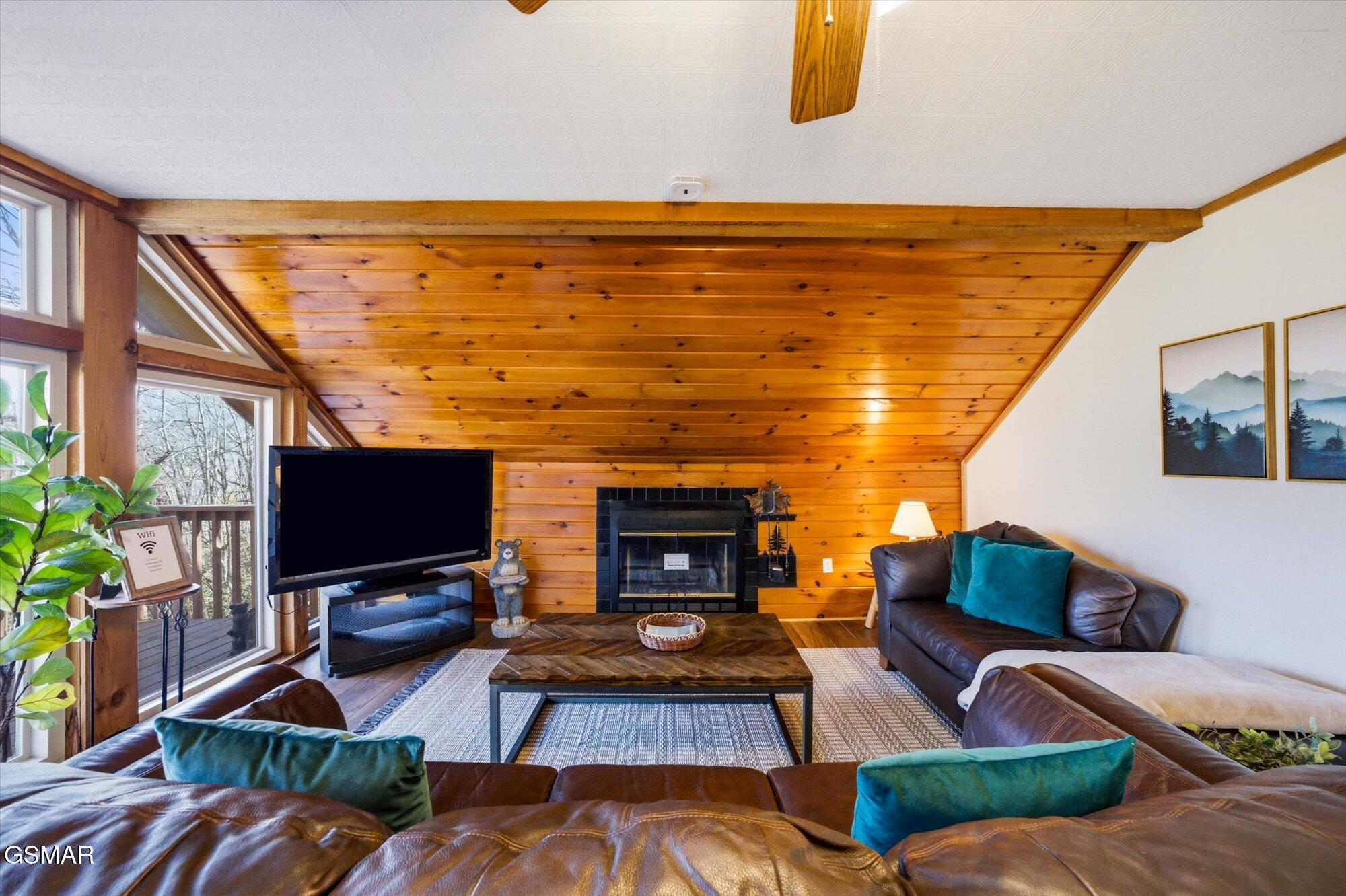 1837 Laurel Valley Way Sevierville TN 37862