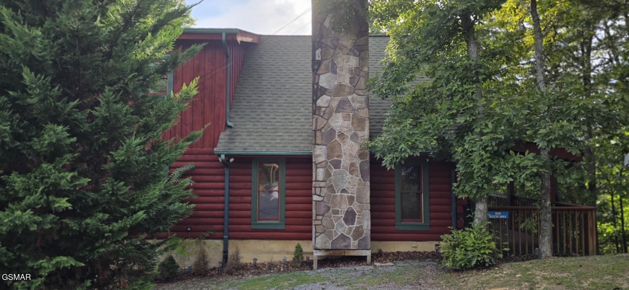 929 Buck Way Sevierville TN 37876