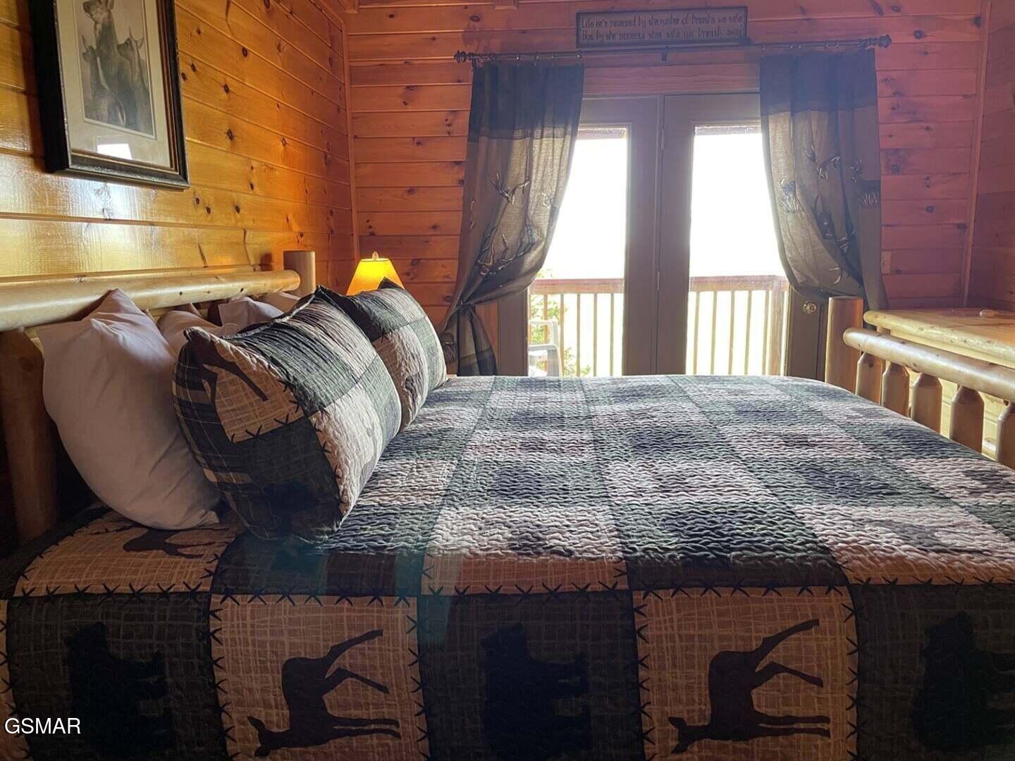 929 Buck Way Sevierville TN 37876