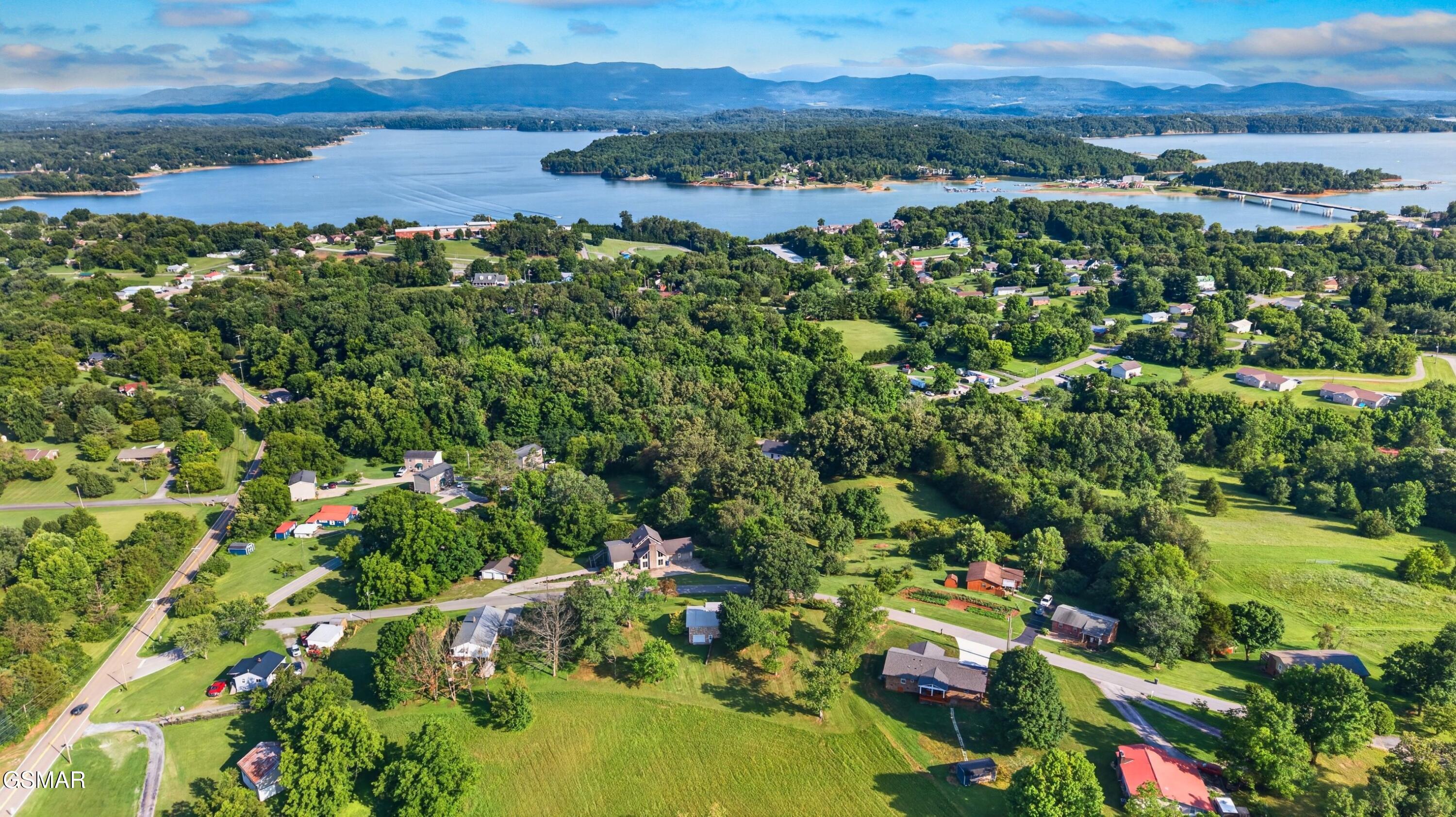 1118 Newman Riley Road Dandridge TN 37725
