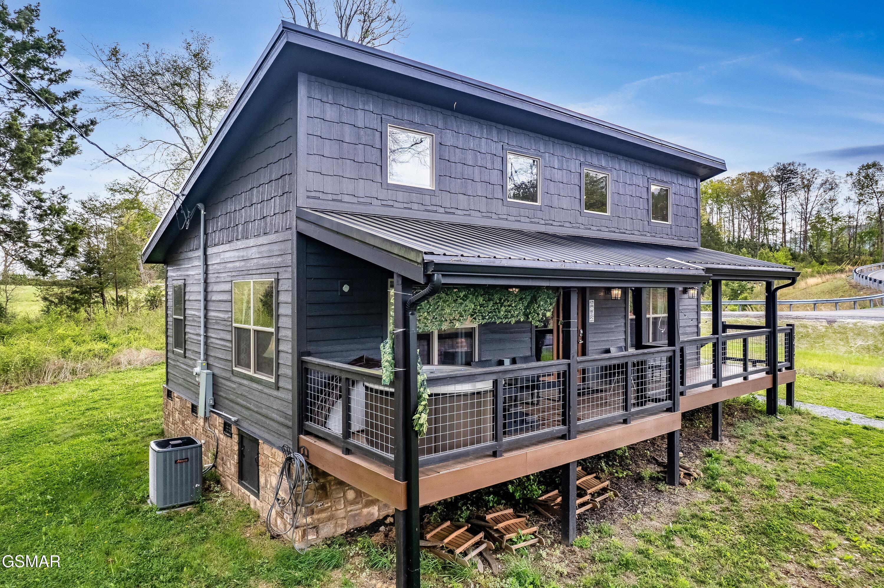 3412 Worth Road Sevierville TN 37876
