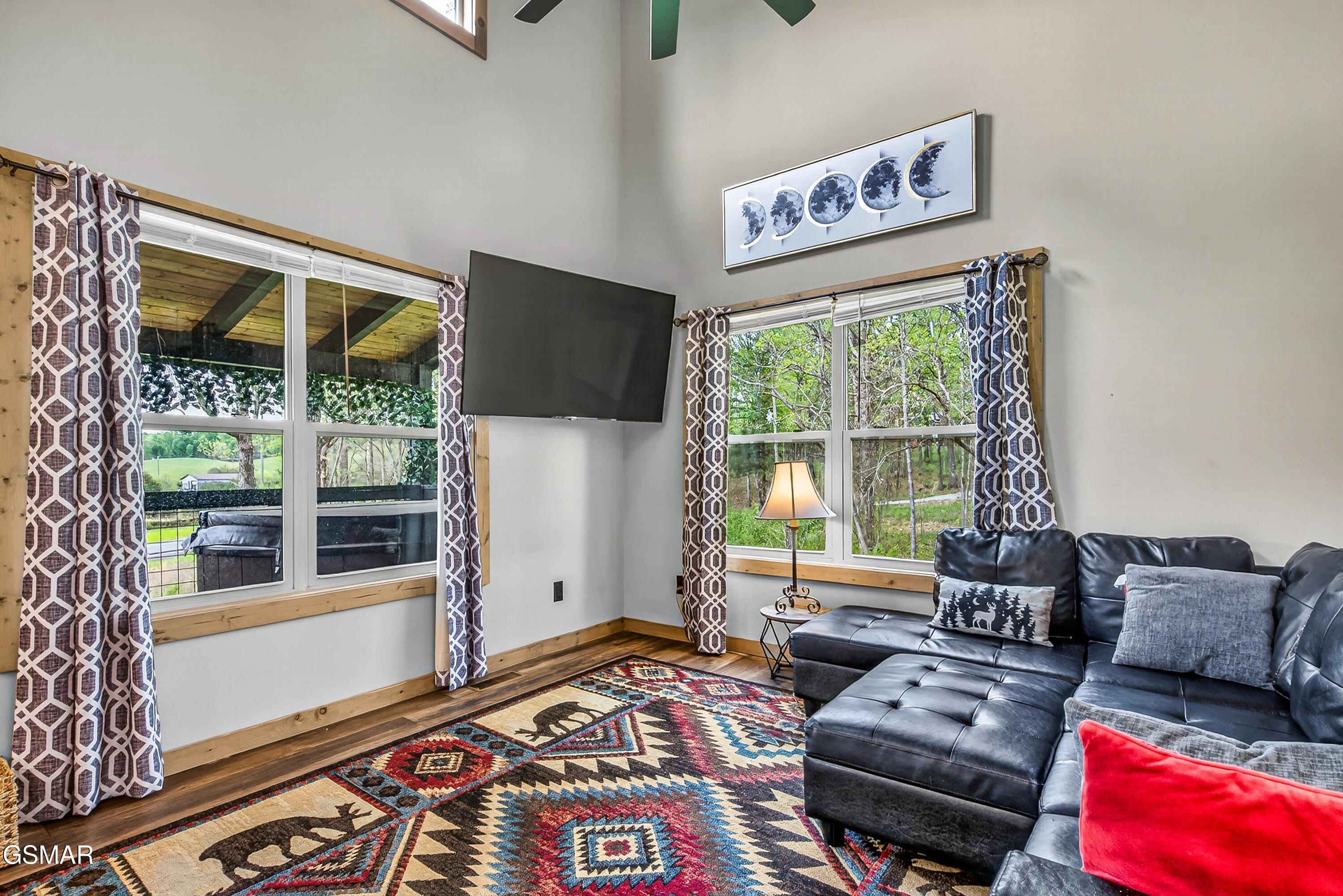 3412 Worth Road Sevierville TN 37876