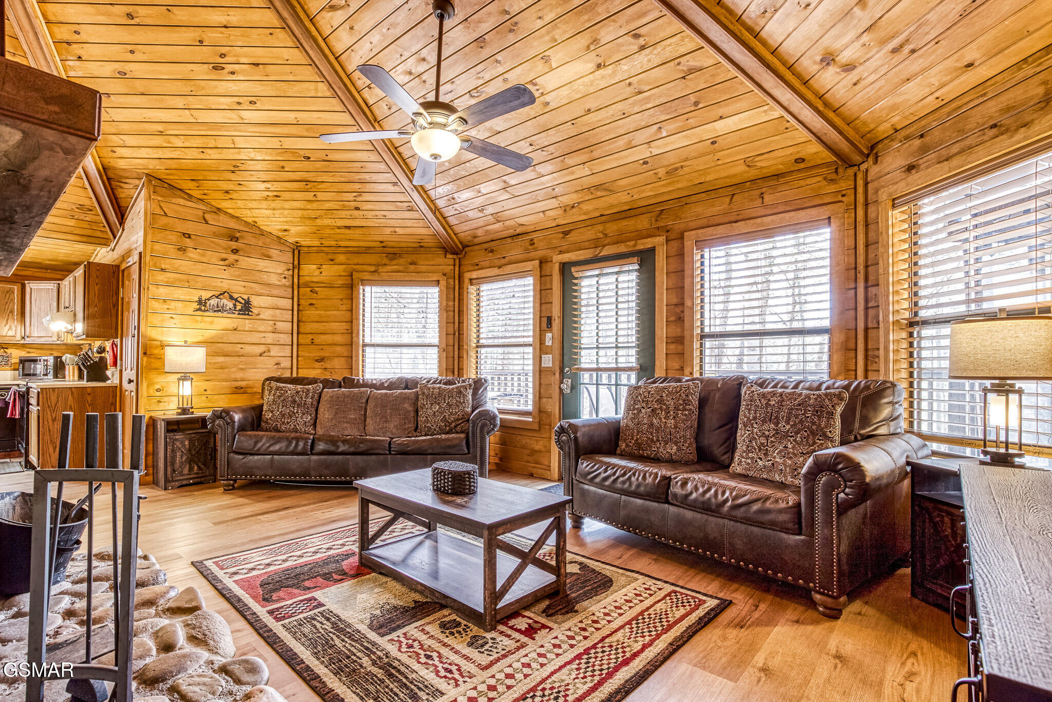 1071 E Foothills Drive Gatlinburg TN 37738