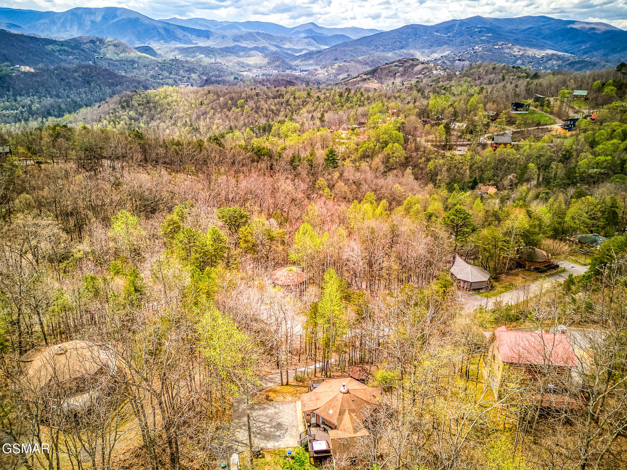 1071 E Foothills Drive Gatlinburg TN 37738