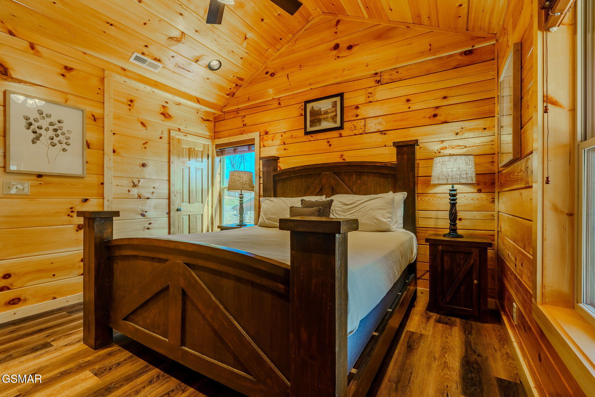 825 String Run Way Street Pigeon Forge TN 37863