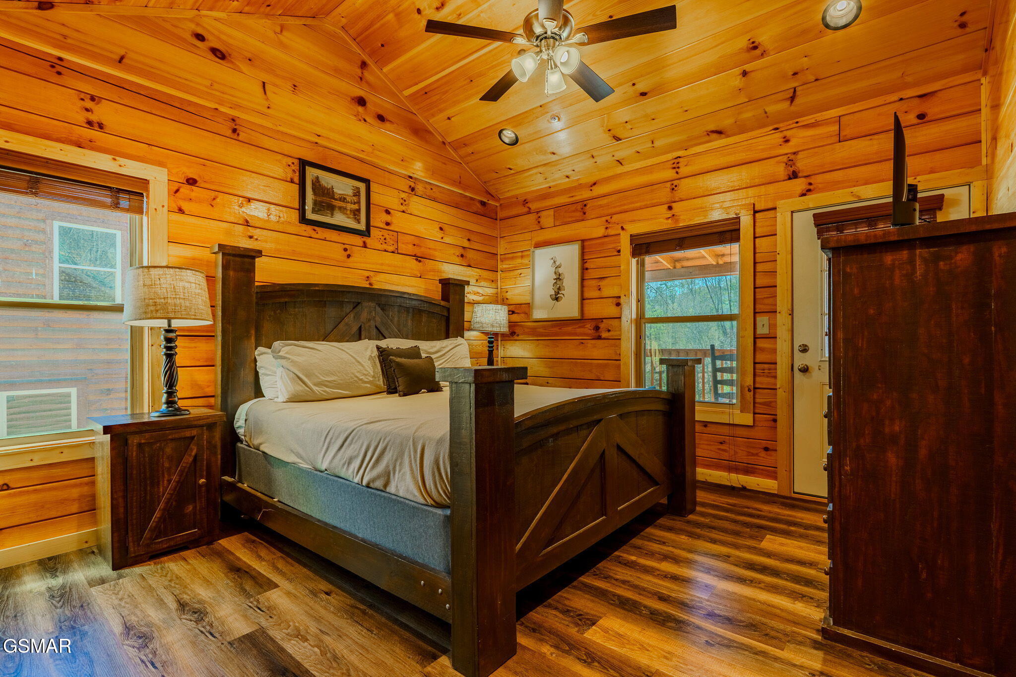 825 String Run Way Street Pigeon Forge TN 37863