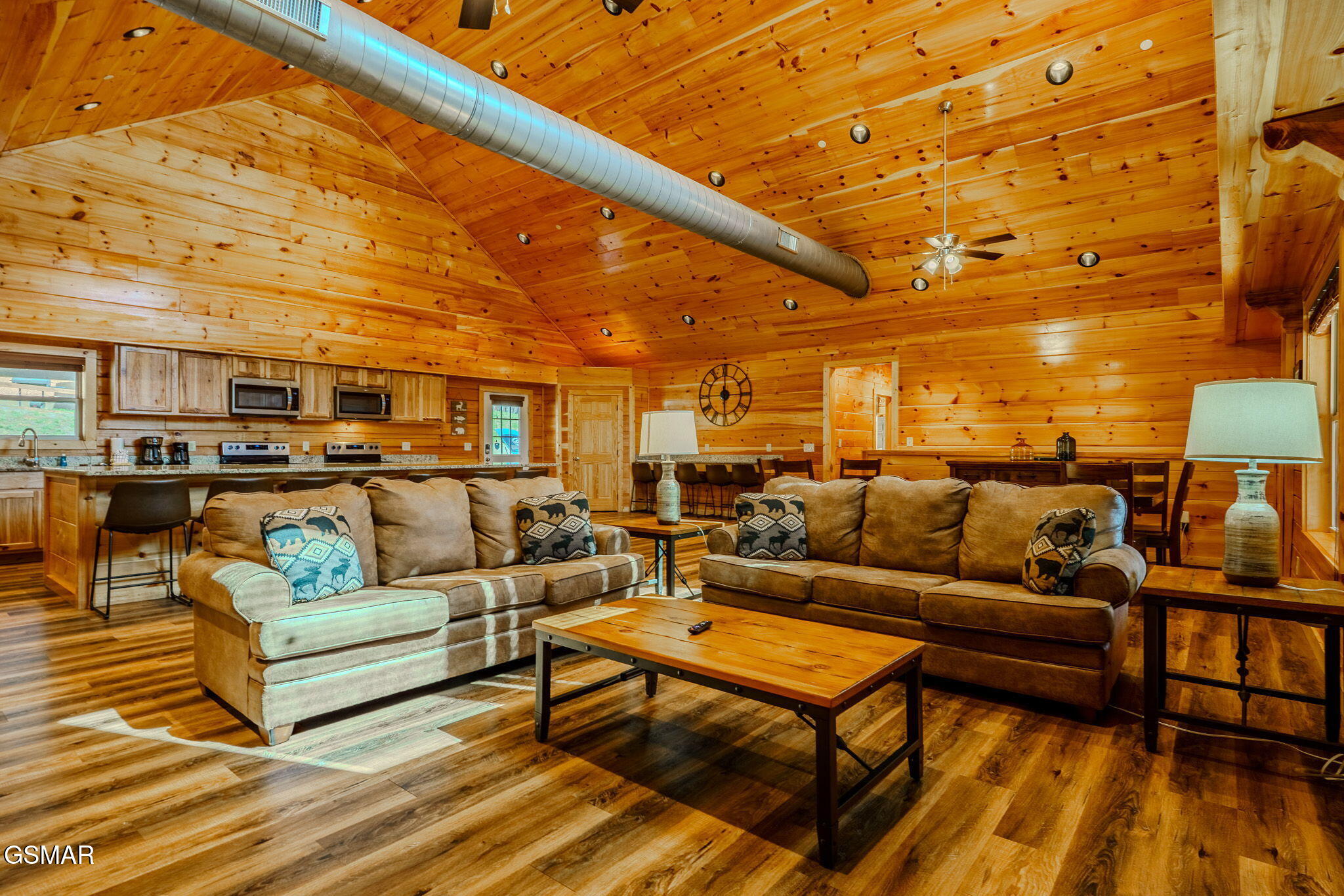 825 String Run Way Street Pigeon Forge TN 37863