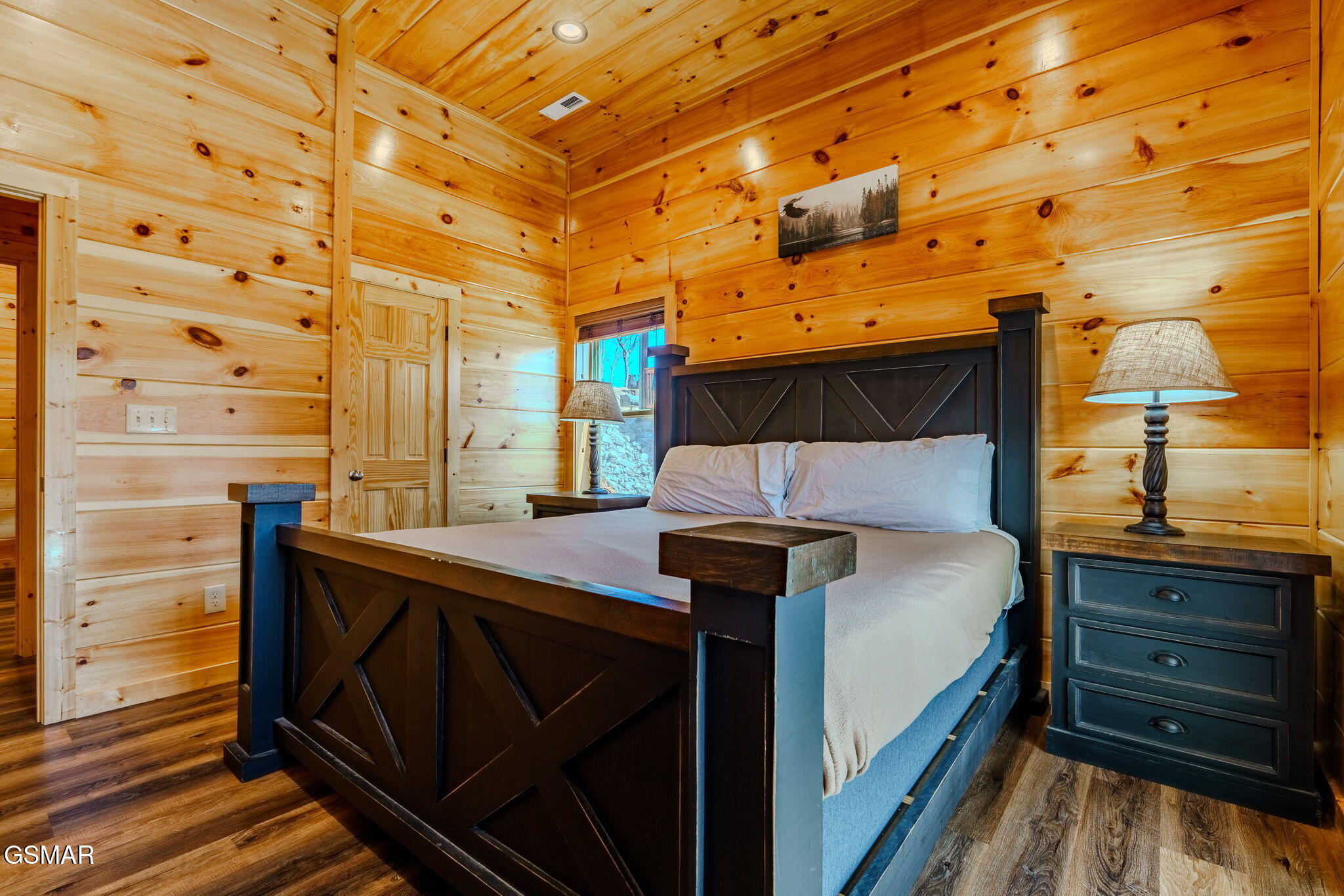 825 String Run Way Street Pigeon Forge TN 37863