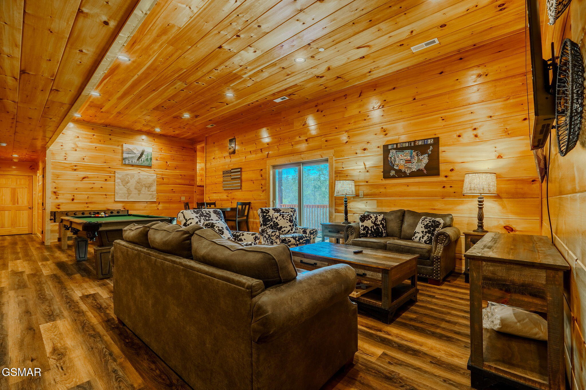 825 String Run Way Street Pigeon Forge TN 37863