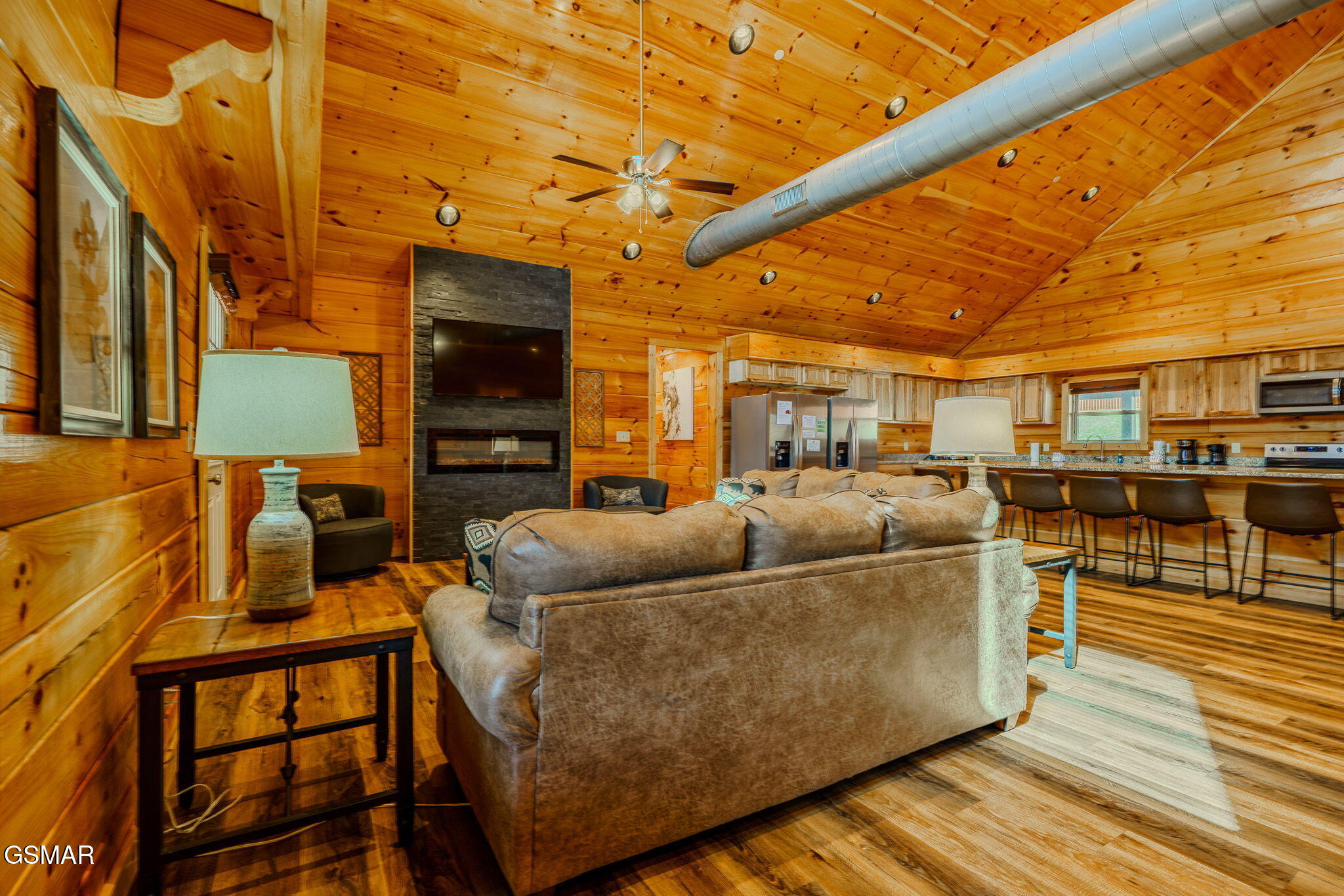 825 String Run Way Street Pigeon Forge TN 37863