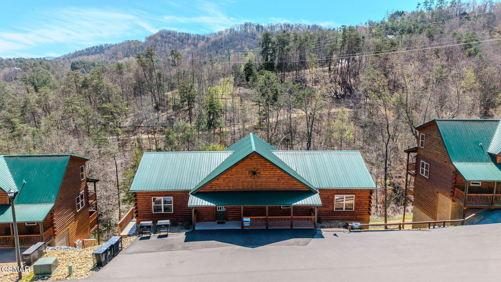 825 String Run Way Street Pigeon Forge TN 37863