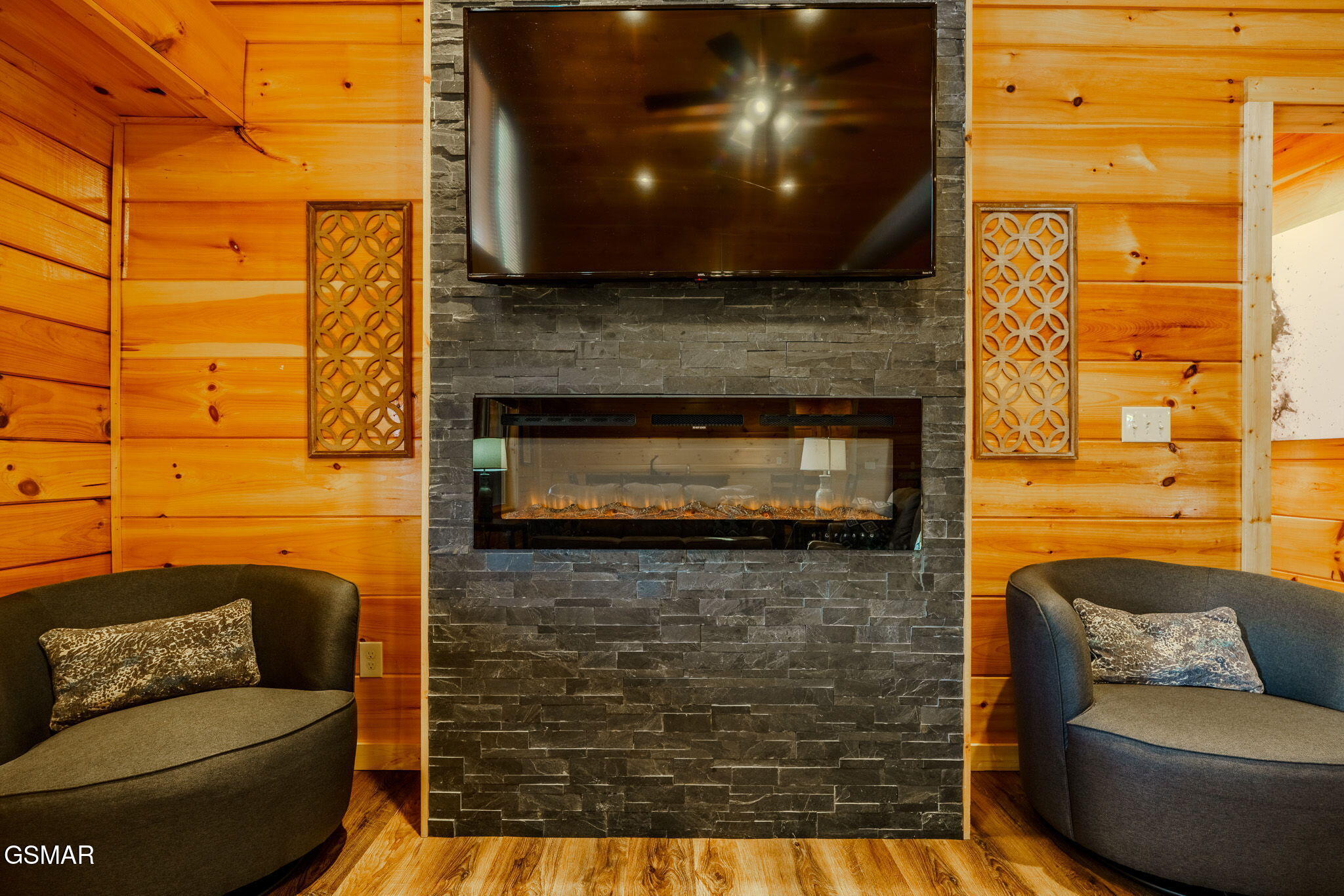 825 String Run Way Street Pigeon Forge TN 37863