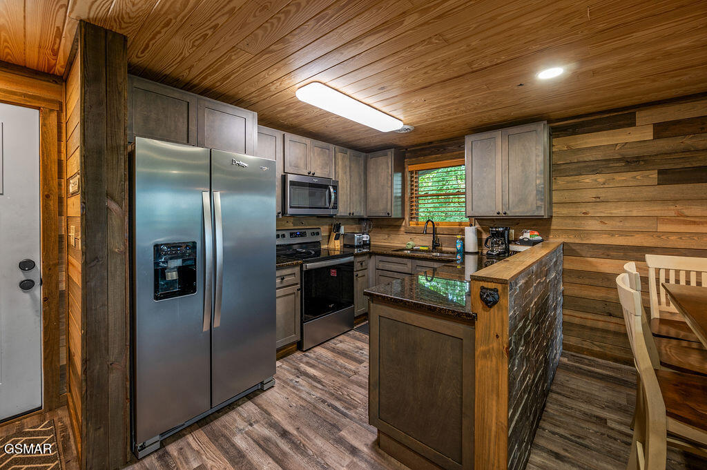4238 Dollys Drive Sevierville TN 37876