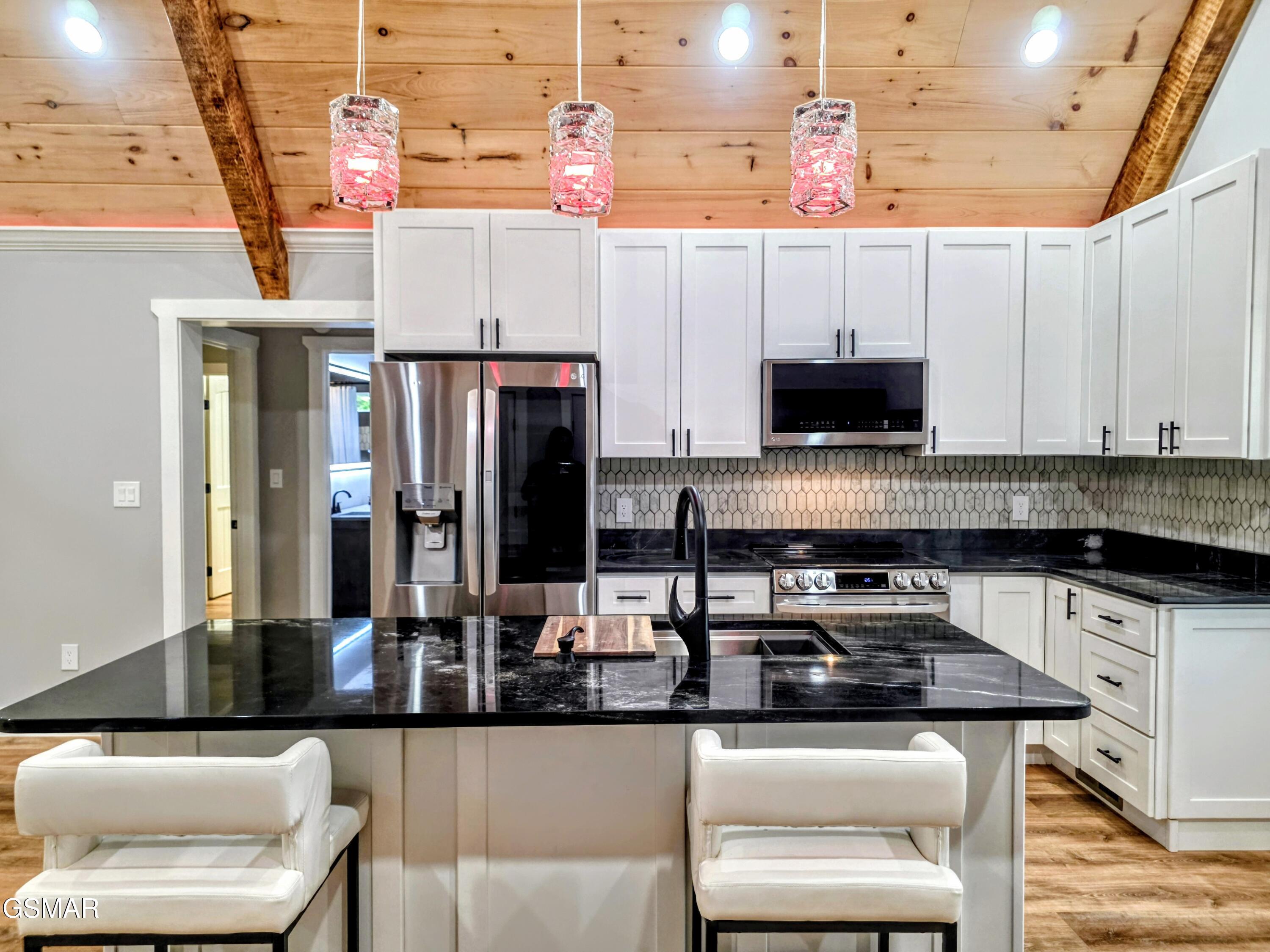 758 Timberlake Circle Sevierville TN 37876