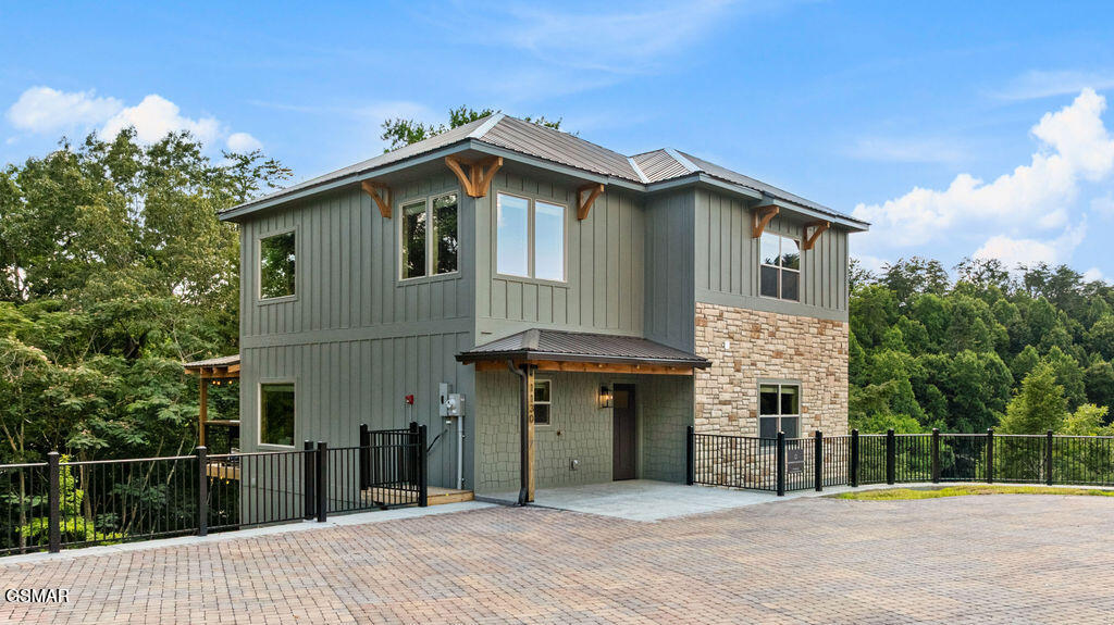 1130 Lee Cardwell Circle Pigeon Forge TN 37863