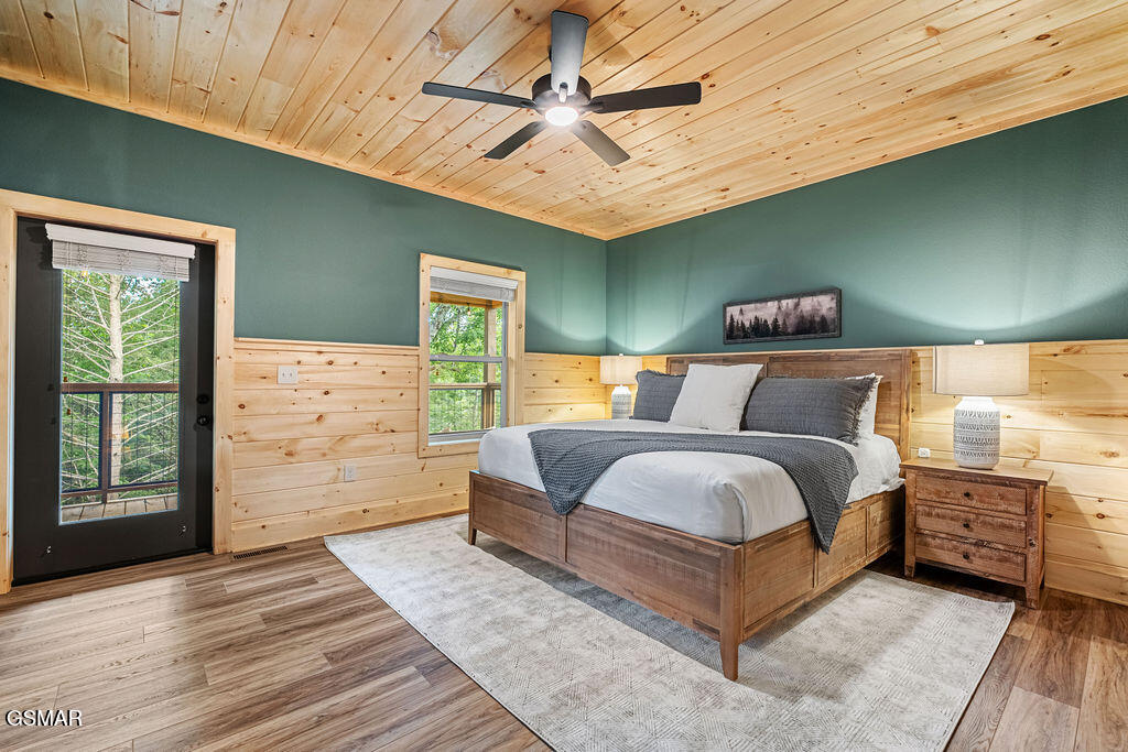 1130 Lee Cardwell Circle Pigeon Forge TN 37863