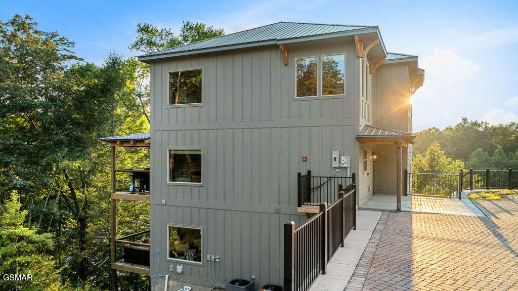 1130 Lee Cardwell Circle Pigeon Forge TN 37863