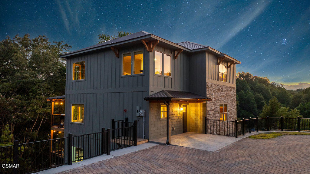 1130 Lee Cardwell Circle Pigeon Forge TN 37863