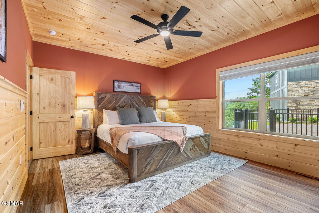 1130 Lee Cardwell Circle Pigeon Forge TN 37863