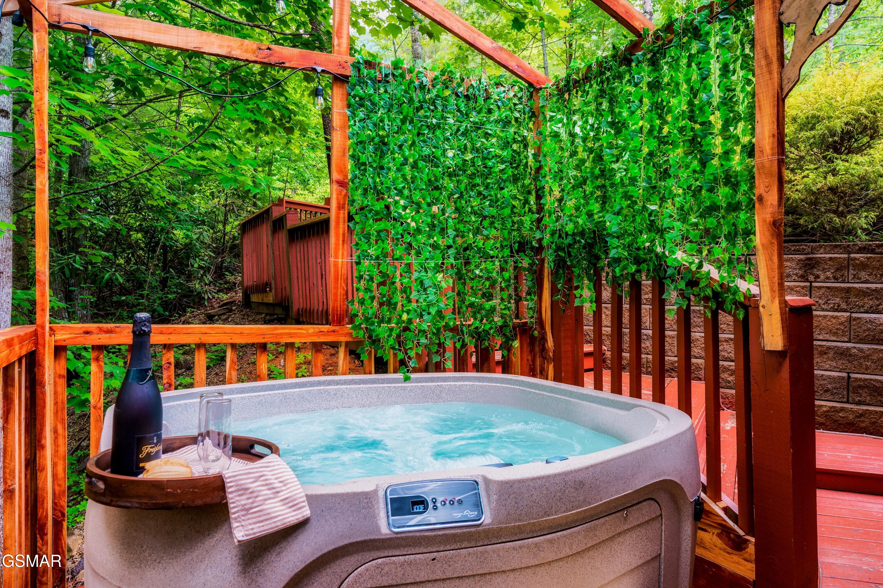 3049 Brothers Way Sevierville TN 37862